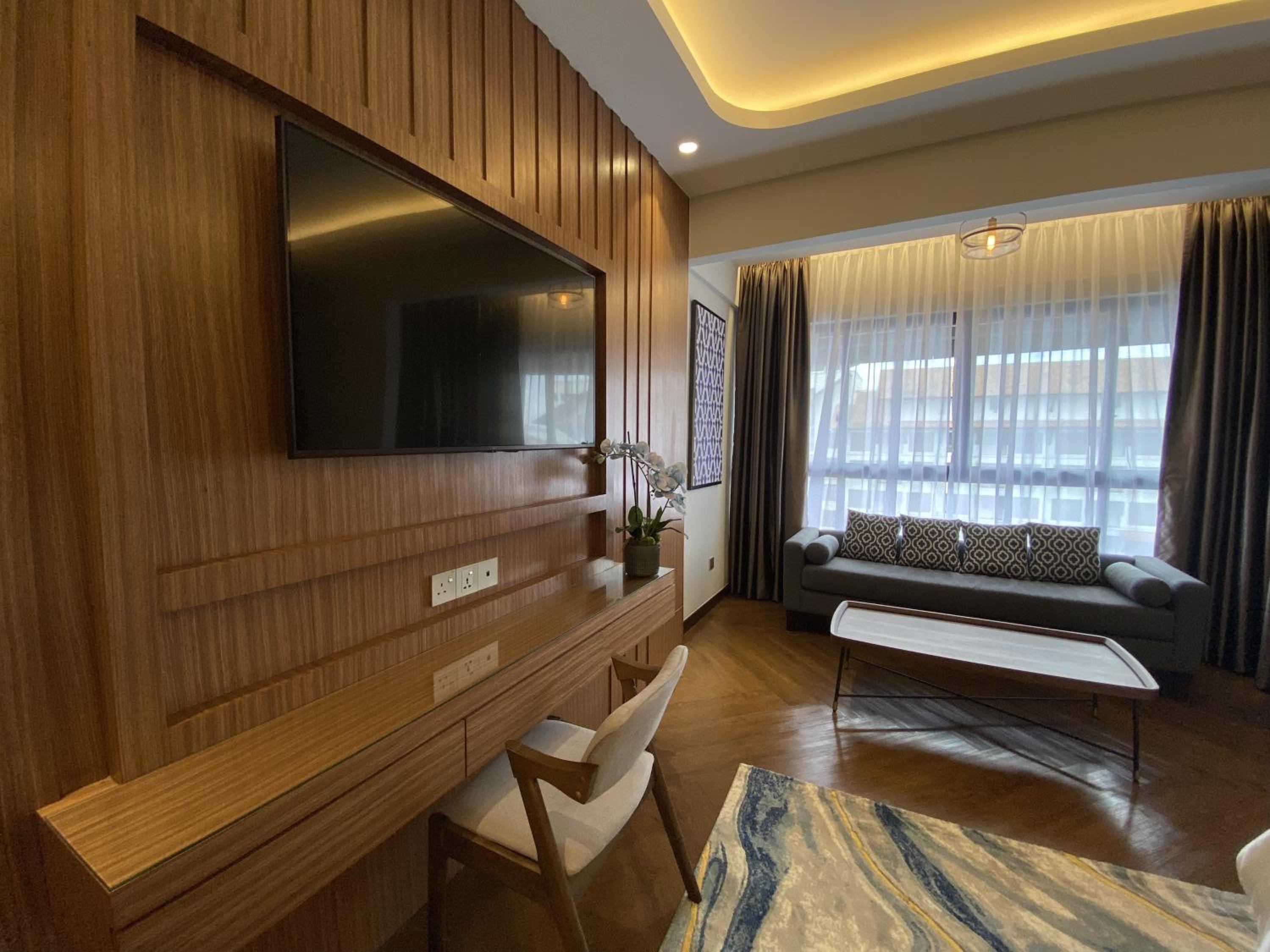 Club Suite - Photo 5