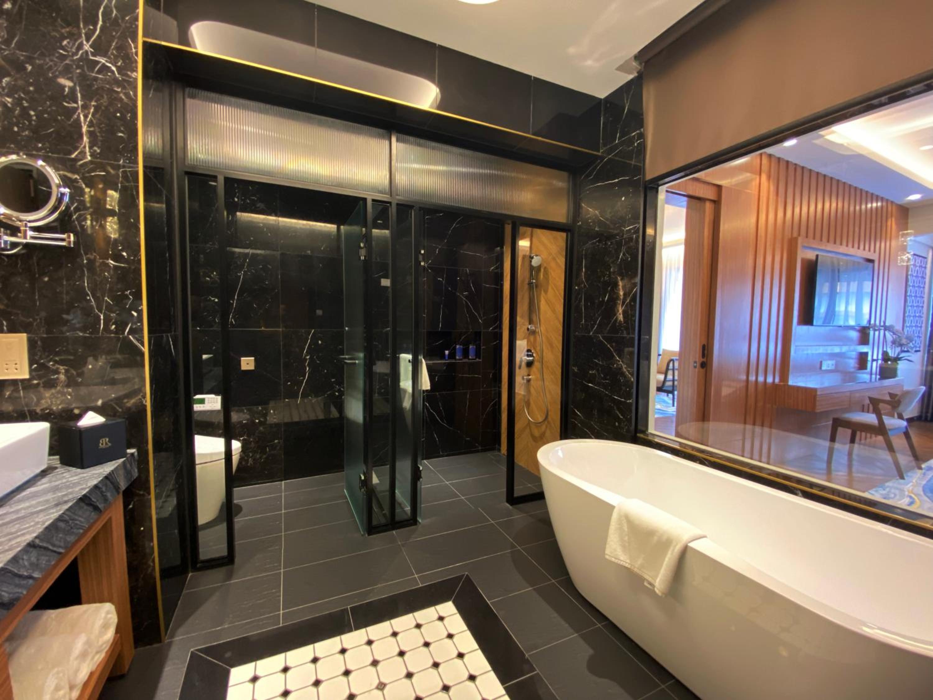 Club Suite - Photo 8