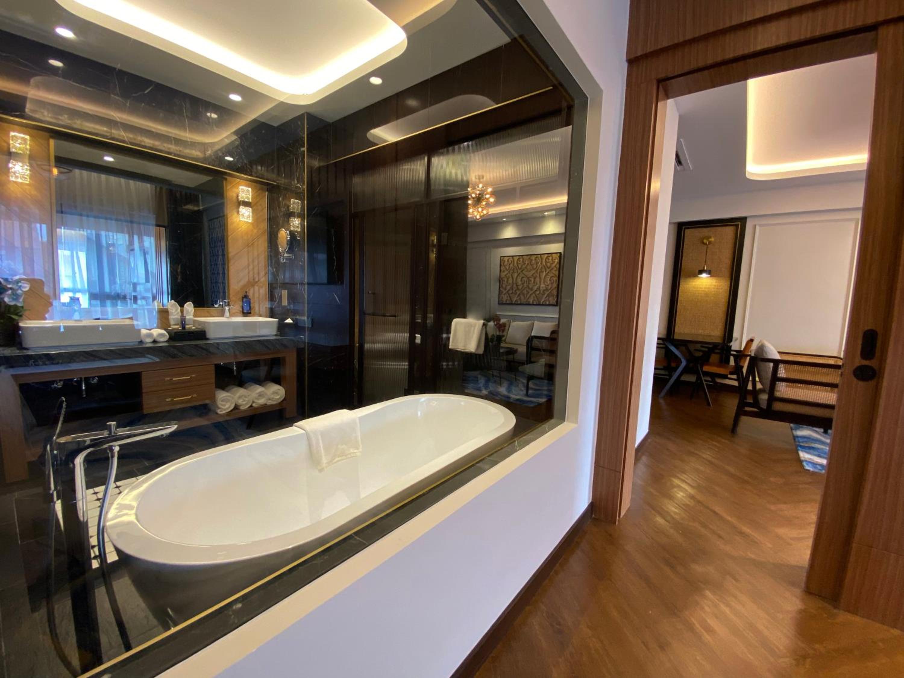 Club Suite - Photo 17
