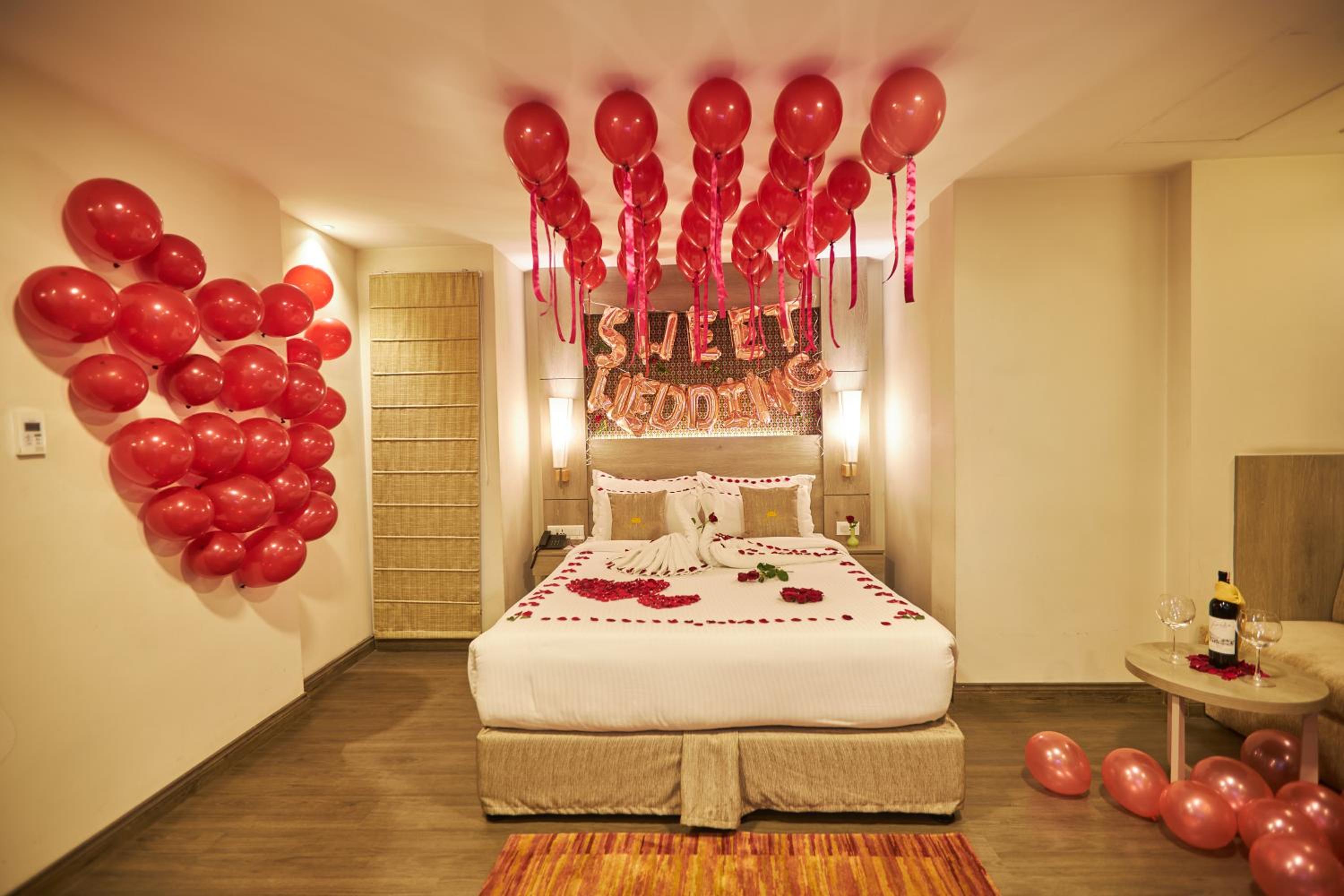 Deluxe Double Room with Bathtub photo 2