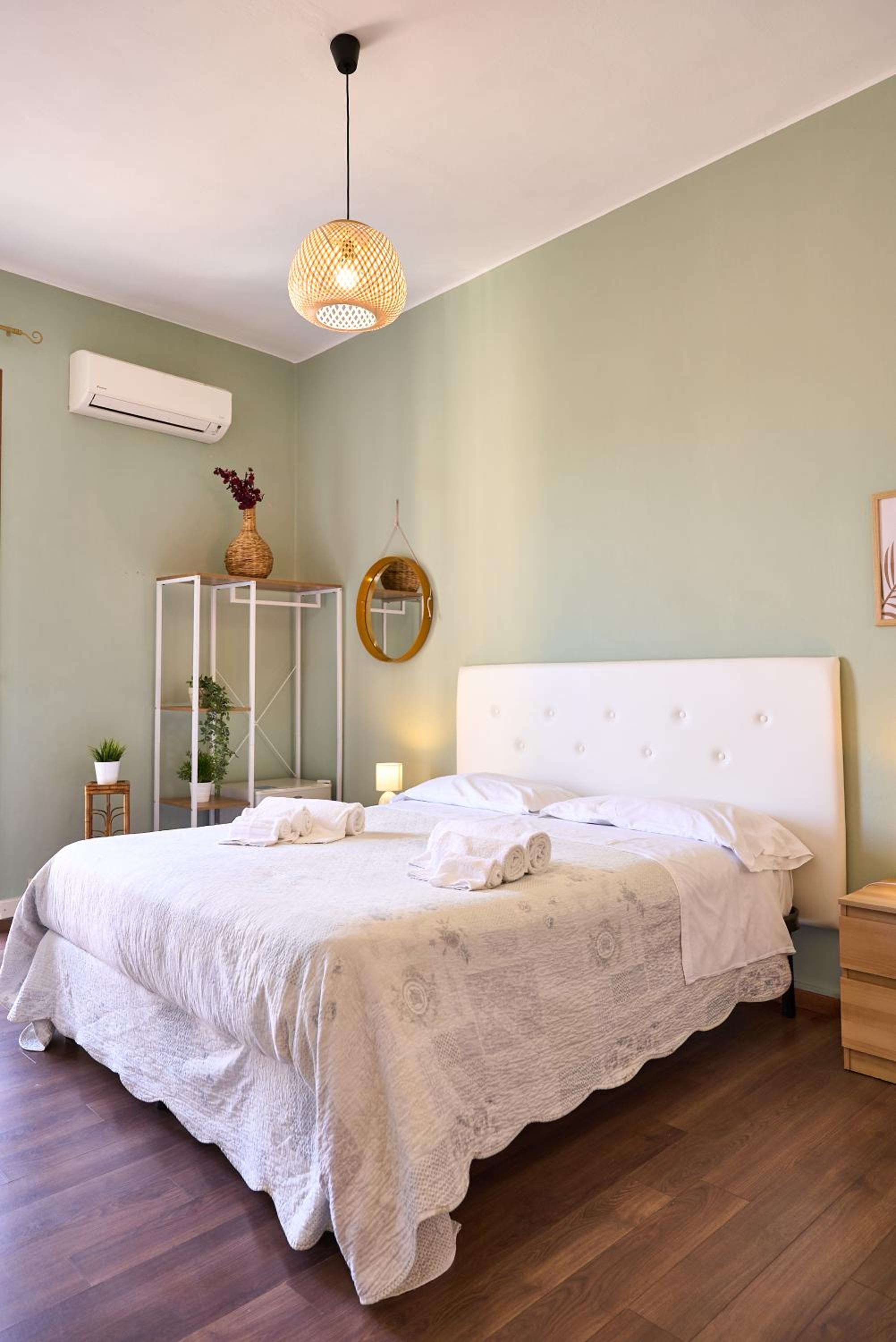 Double Room with Balcony - Photo 1