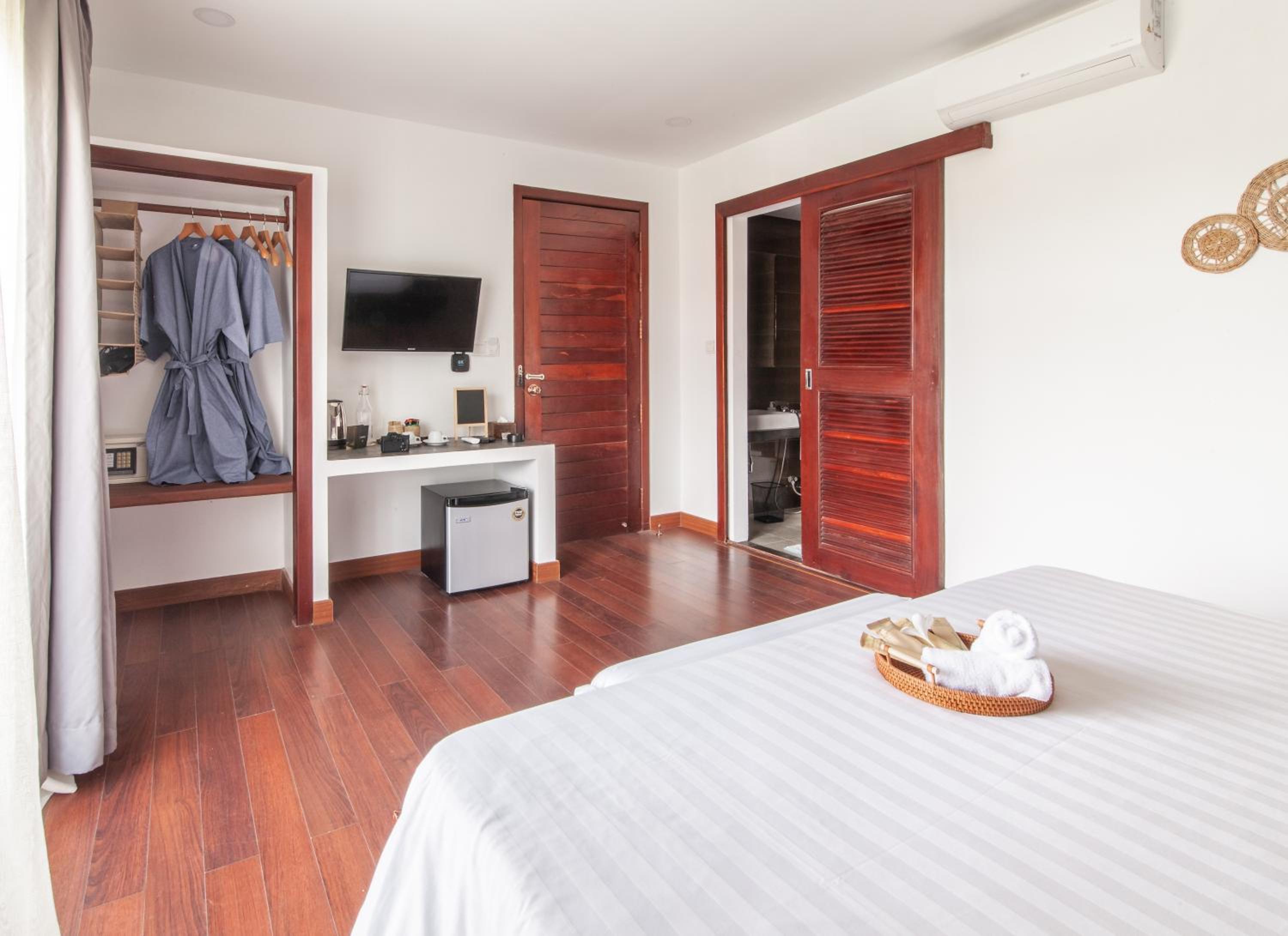 Superior Double Room - Photo 2
