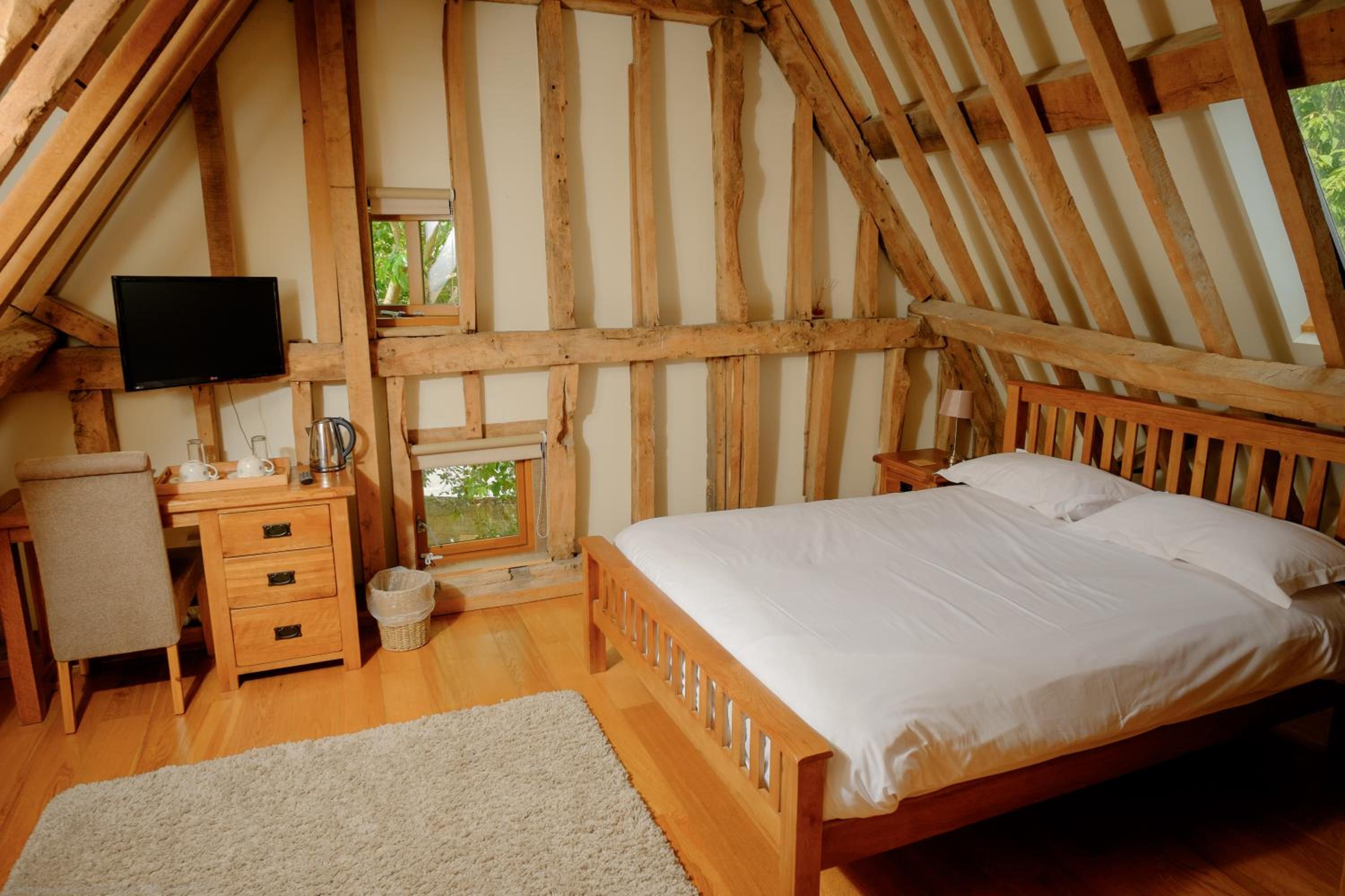 Deluxe King Room photo 3