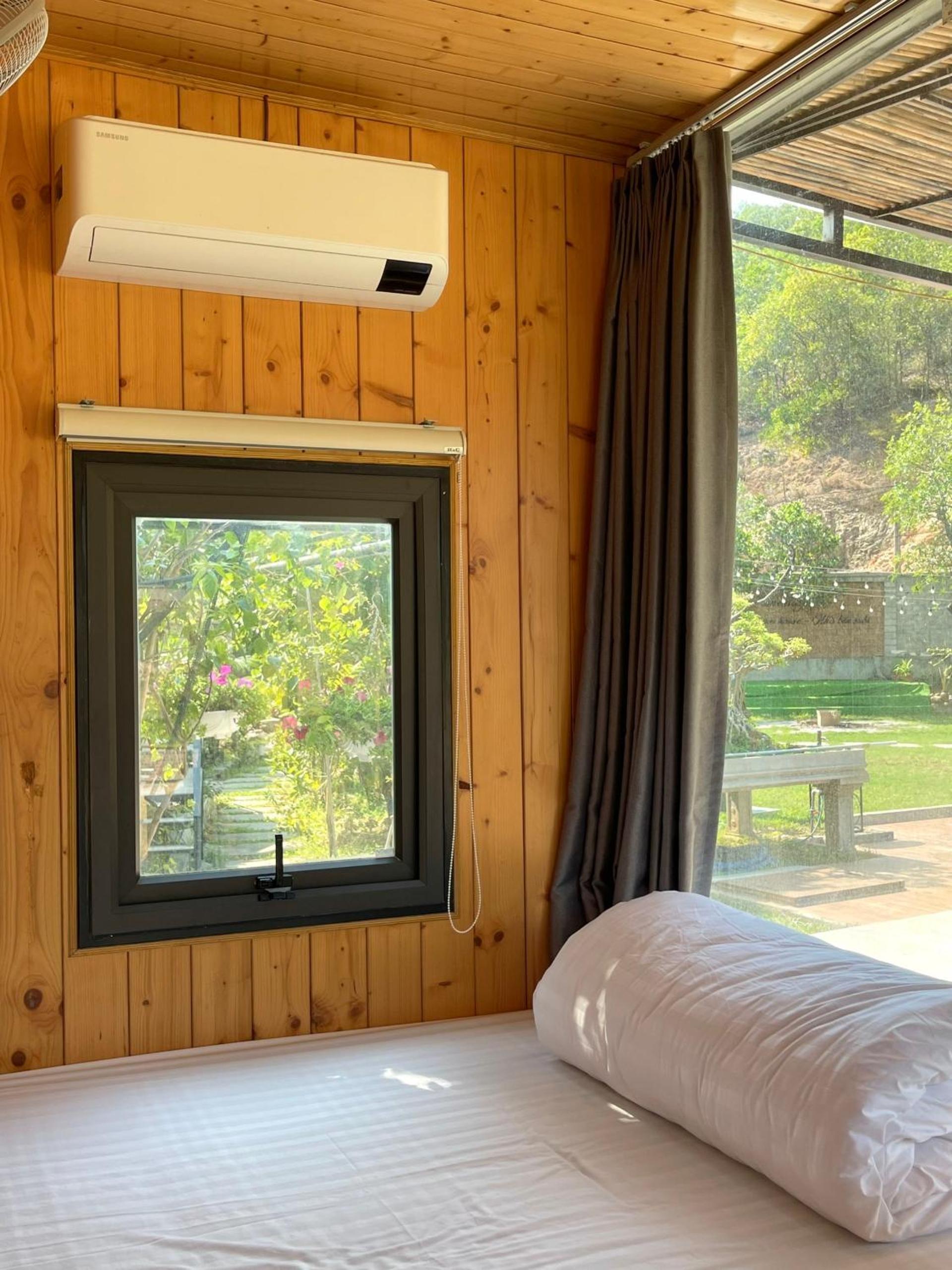 Deluxe Bungalow