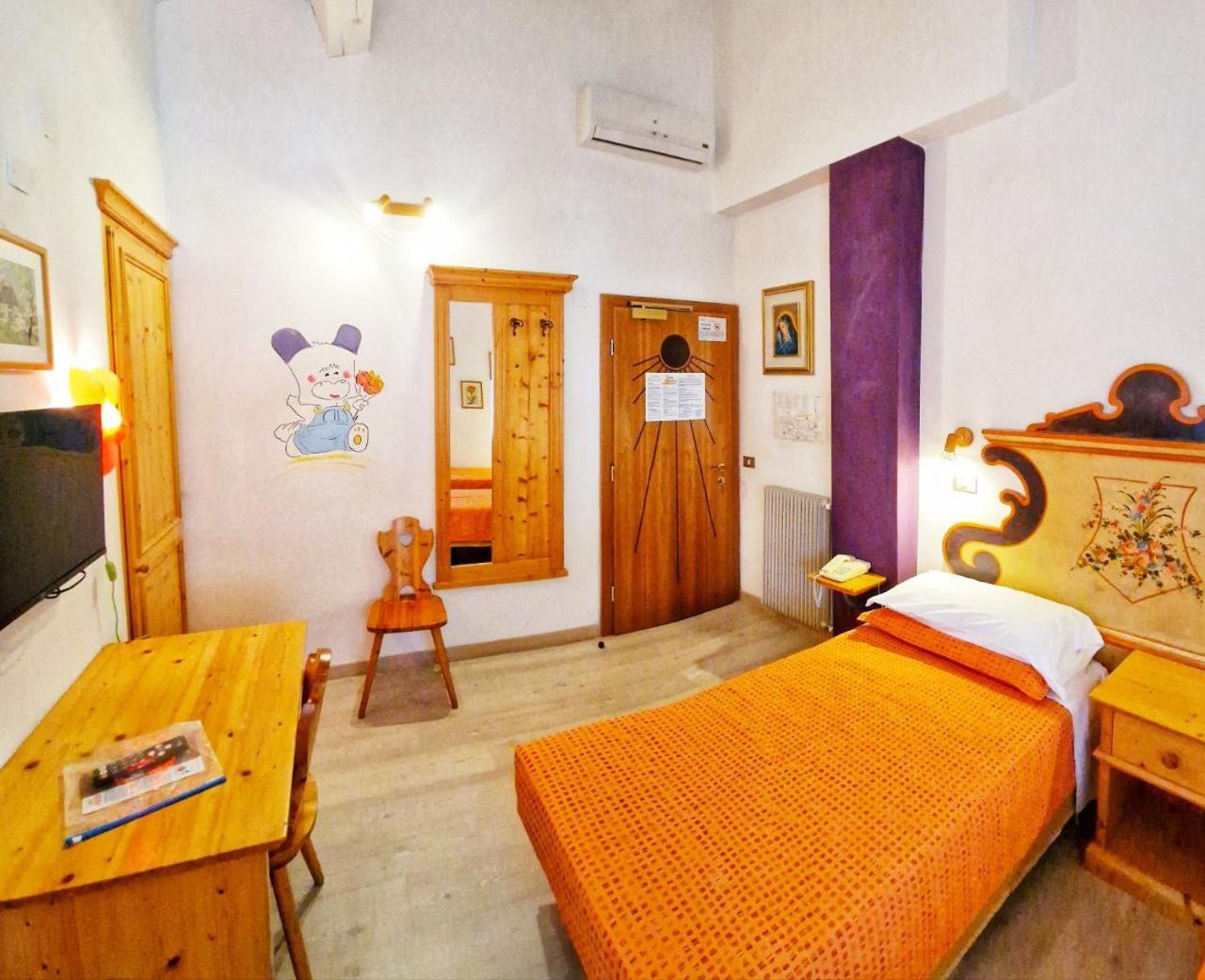 Budget Single Room