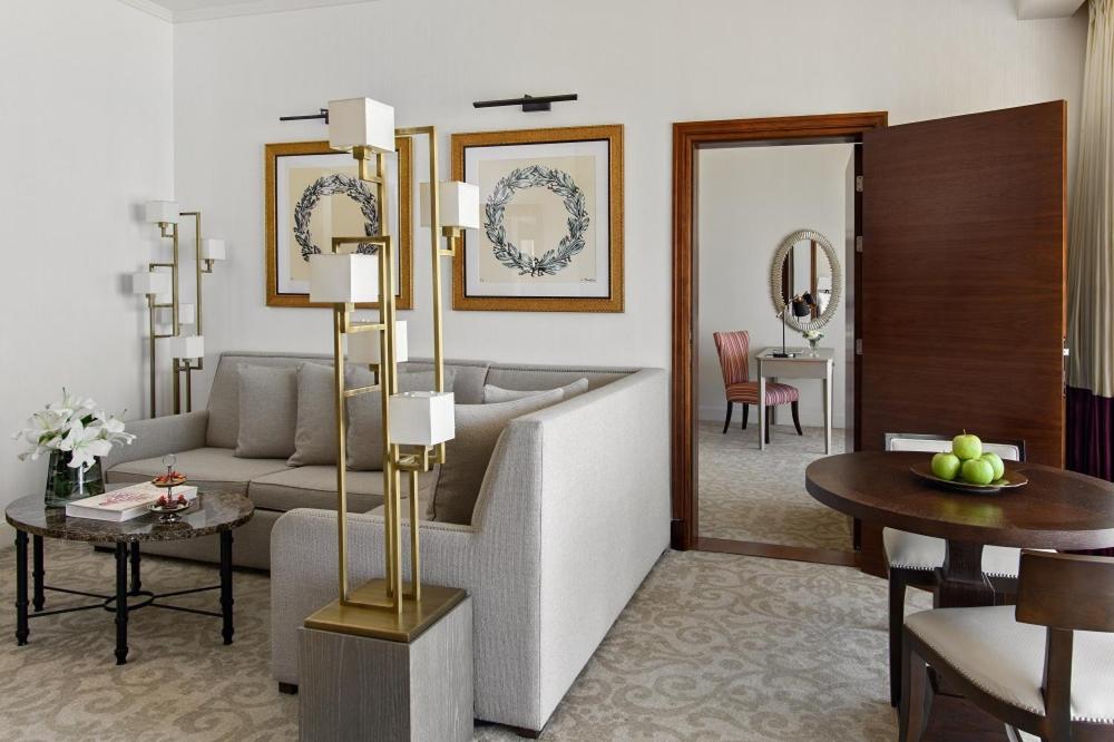 Deluxe Sea View Suite - Photo 2