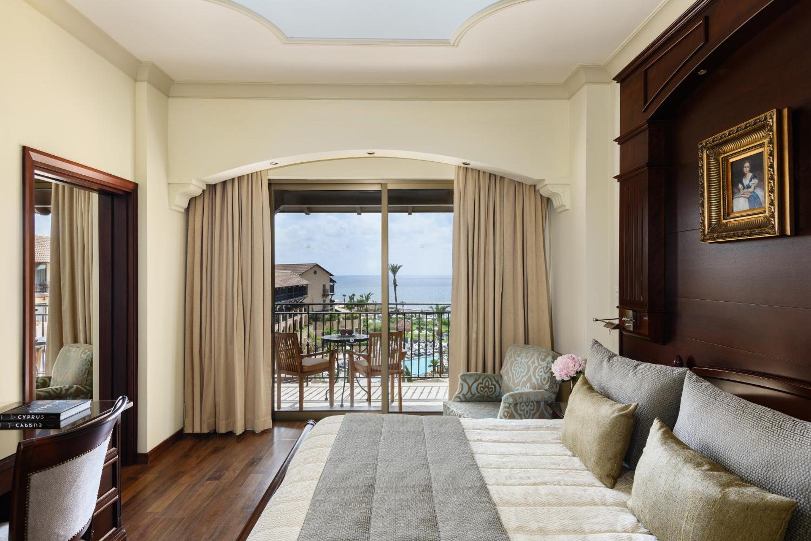 Suite - Photo 6
