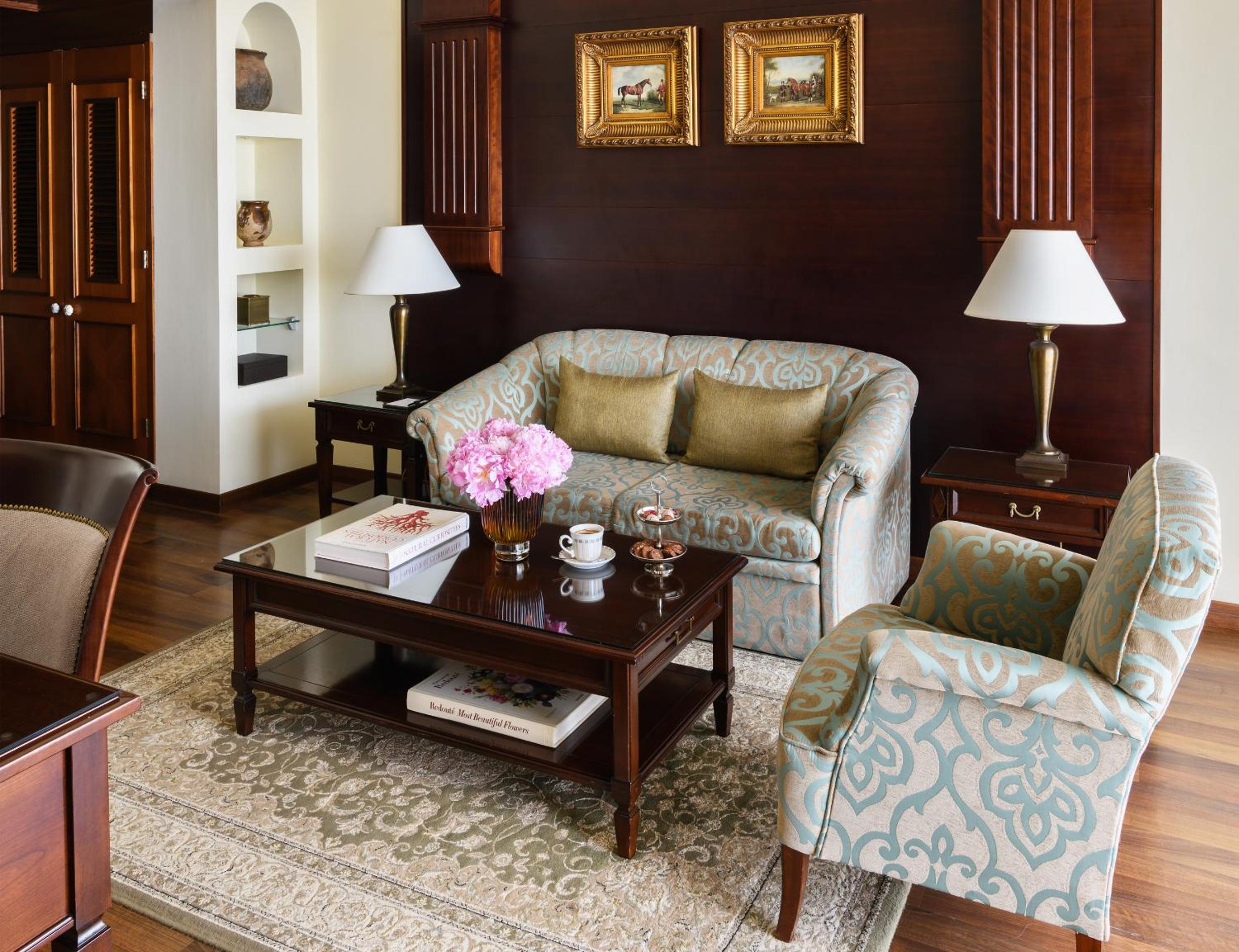 Suite - Photo 2