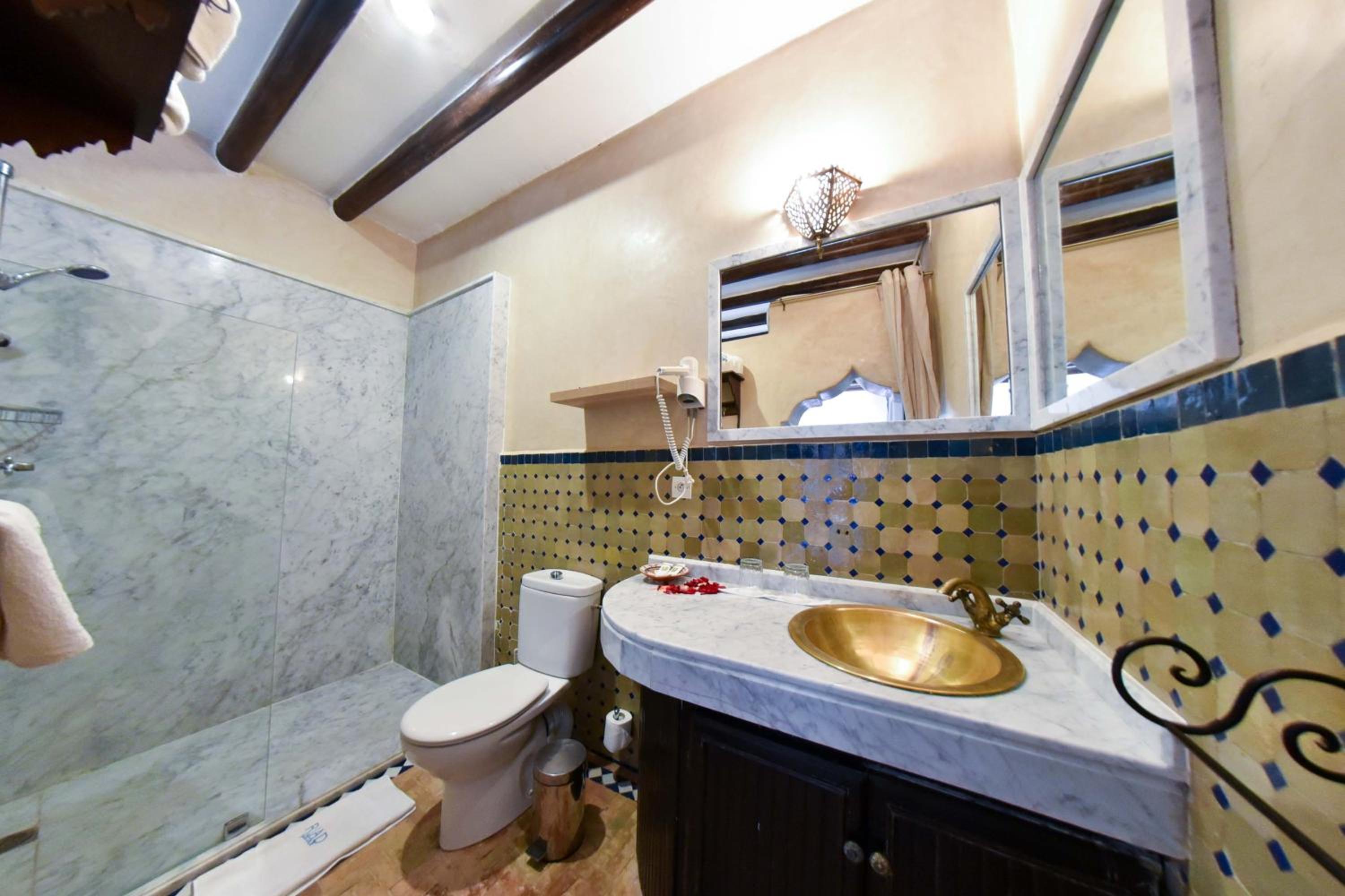 Superior Double Room - Photo 16