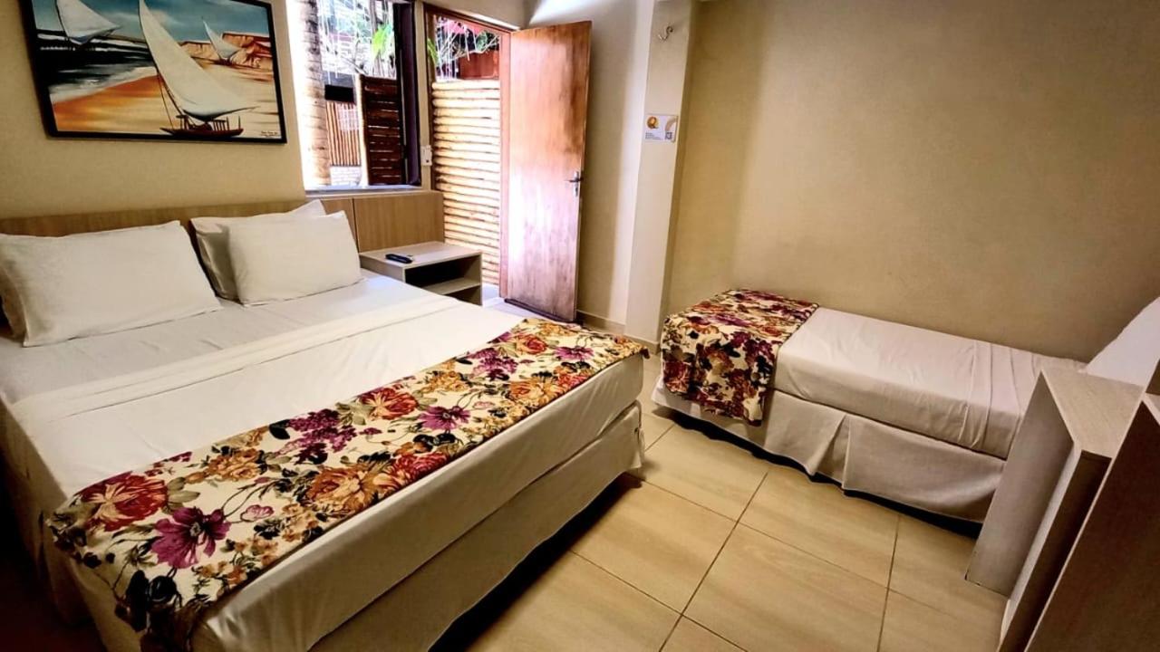 Deluxe Room - Photo 7