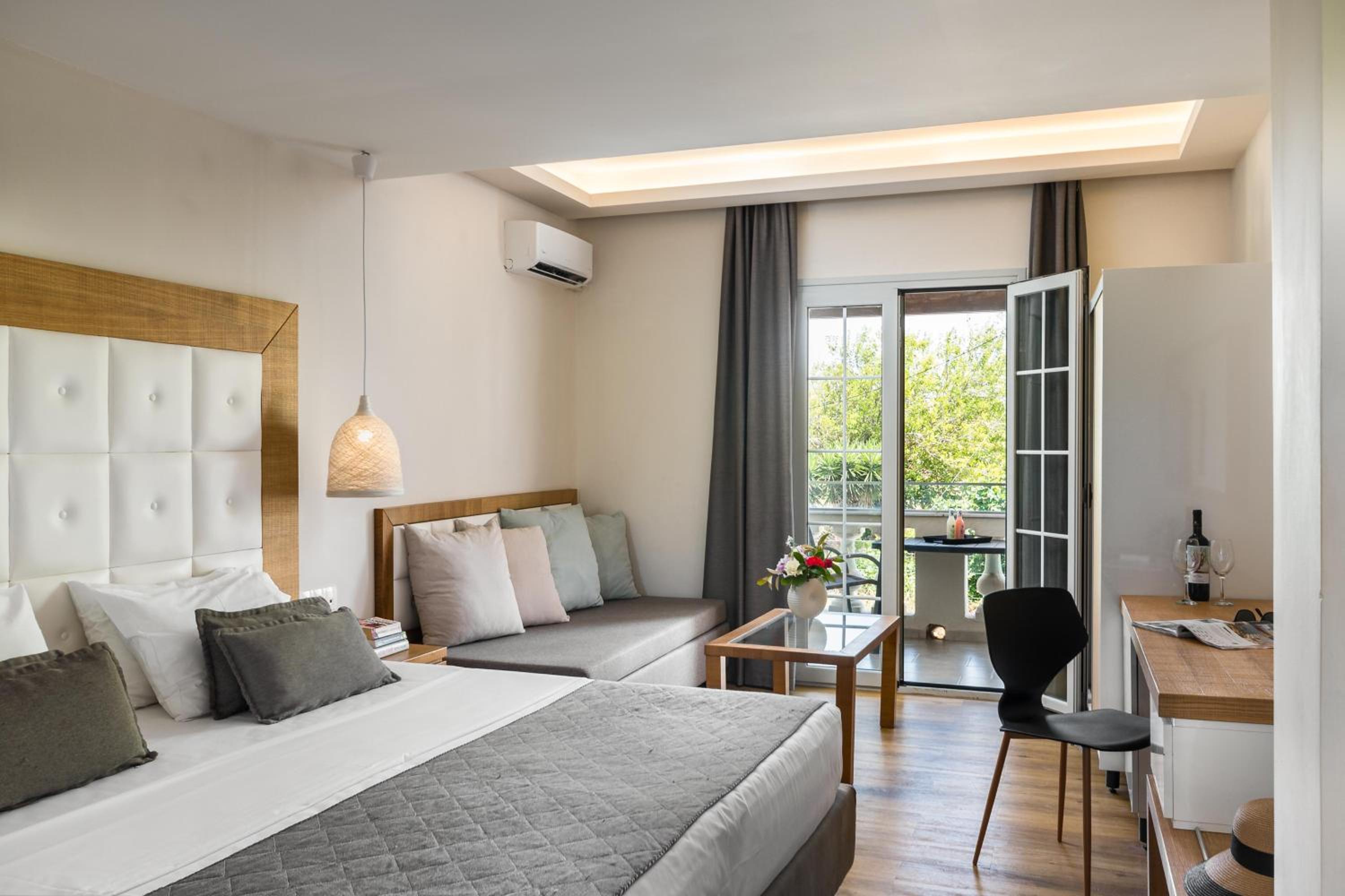 Premium Garden View Room photo 3