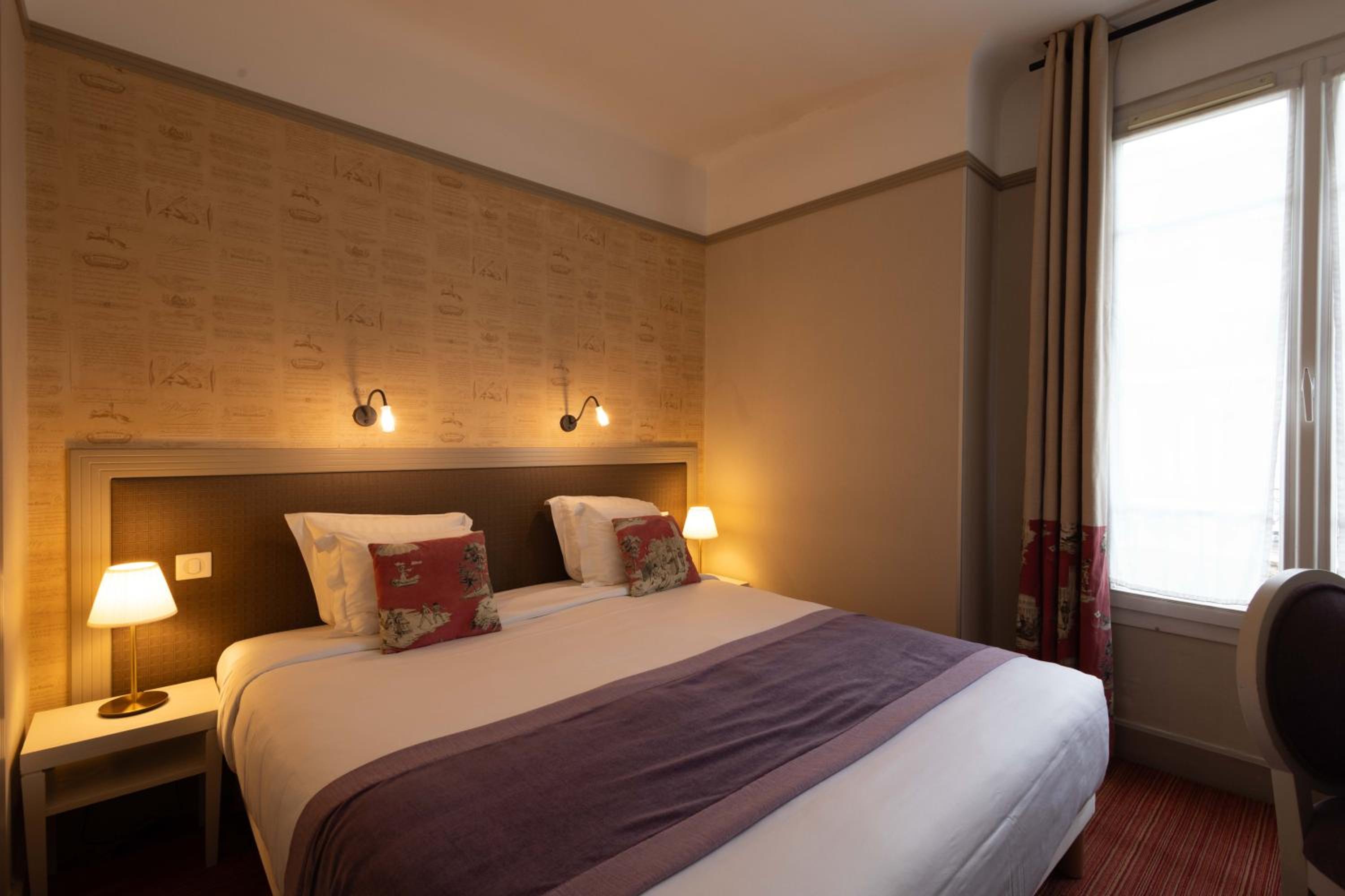 Traditional Double or Twin Room photo 3