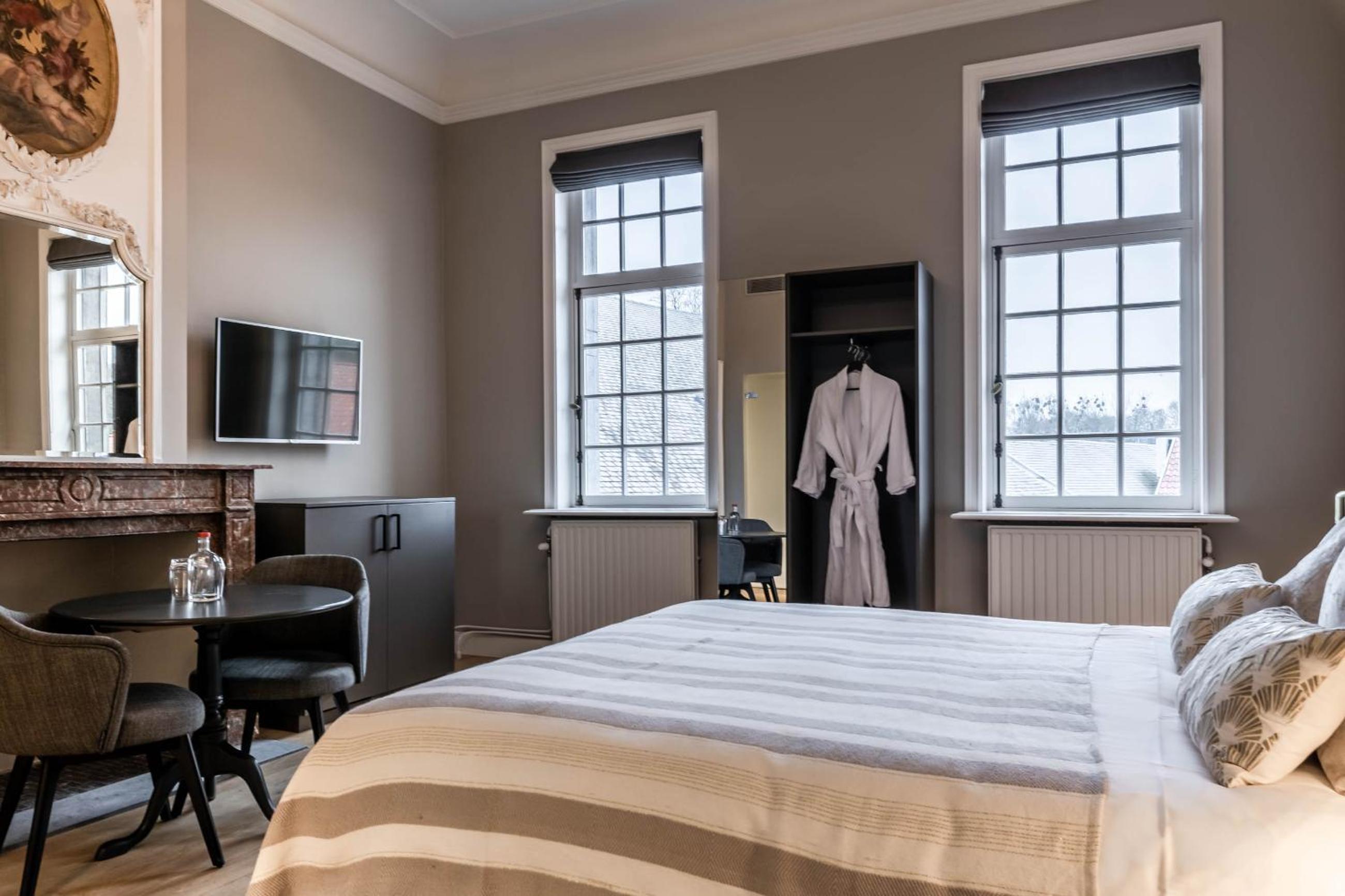 Deluxe Double Room photo 3