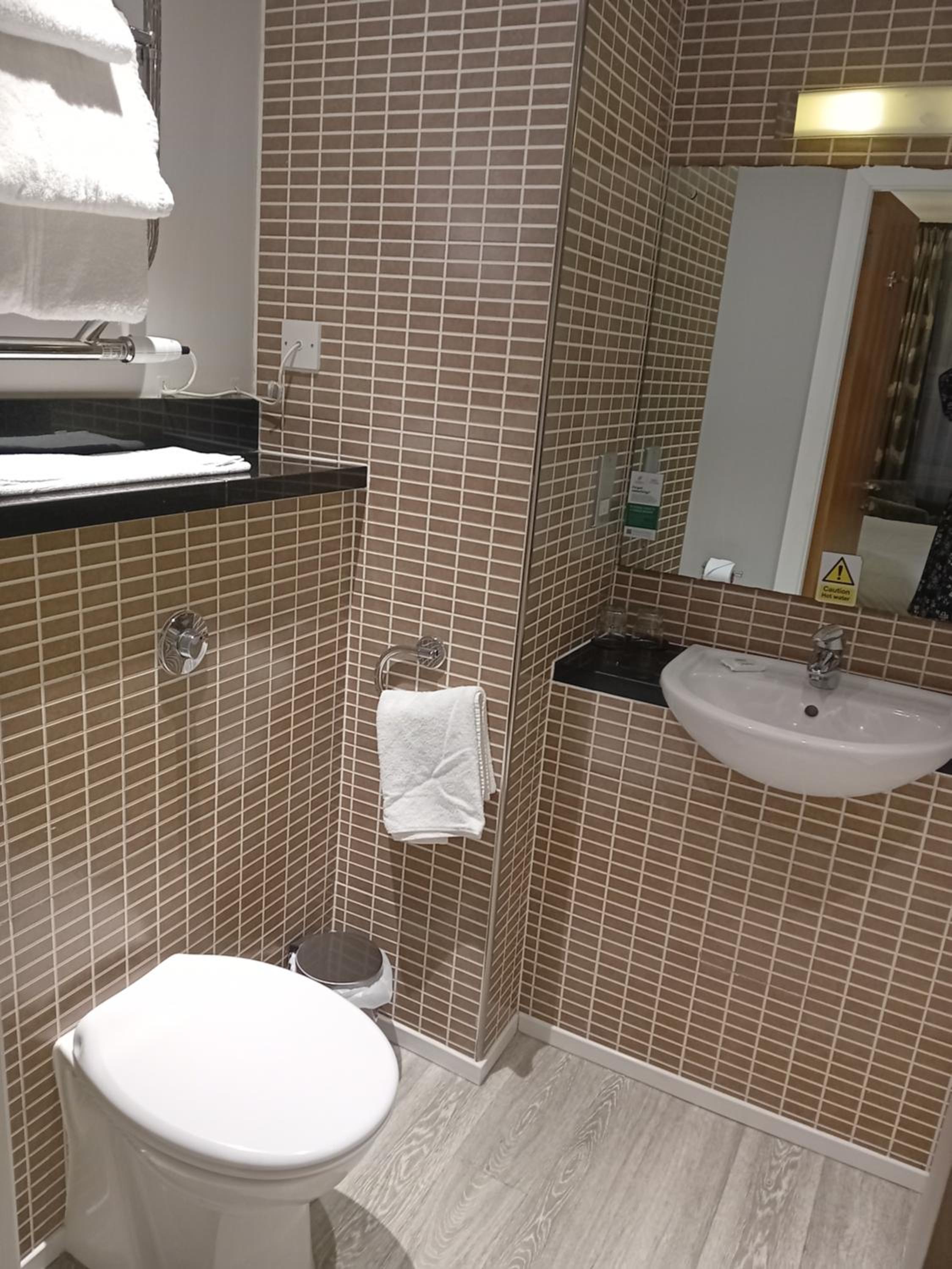 Standard Twin Room with Sofa Bed