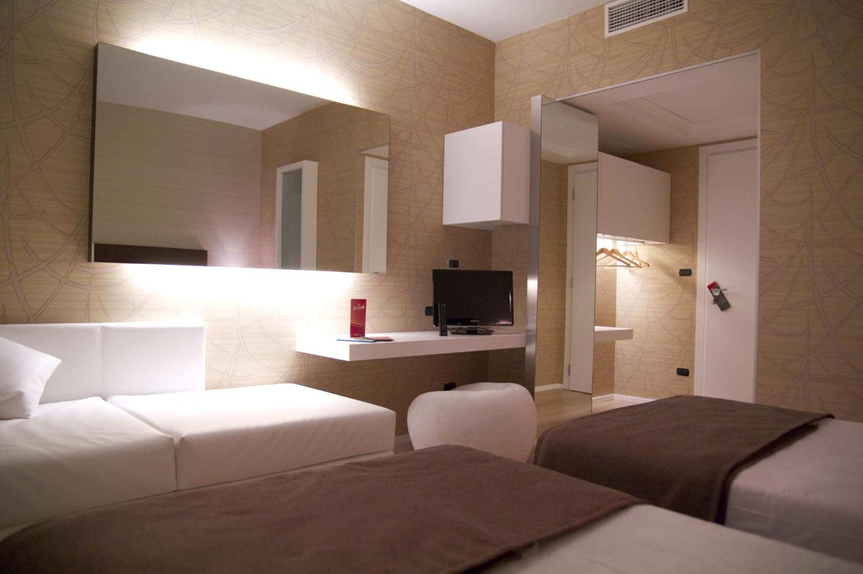 Triple Room - Photo 3