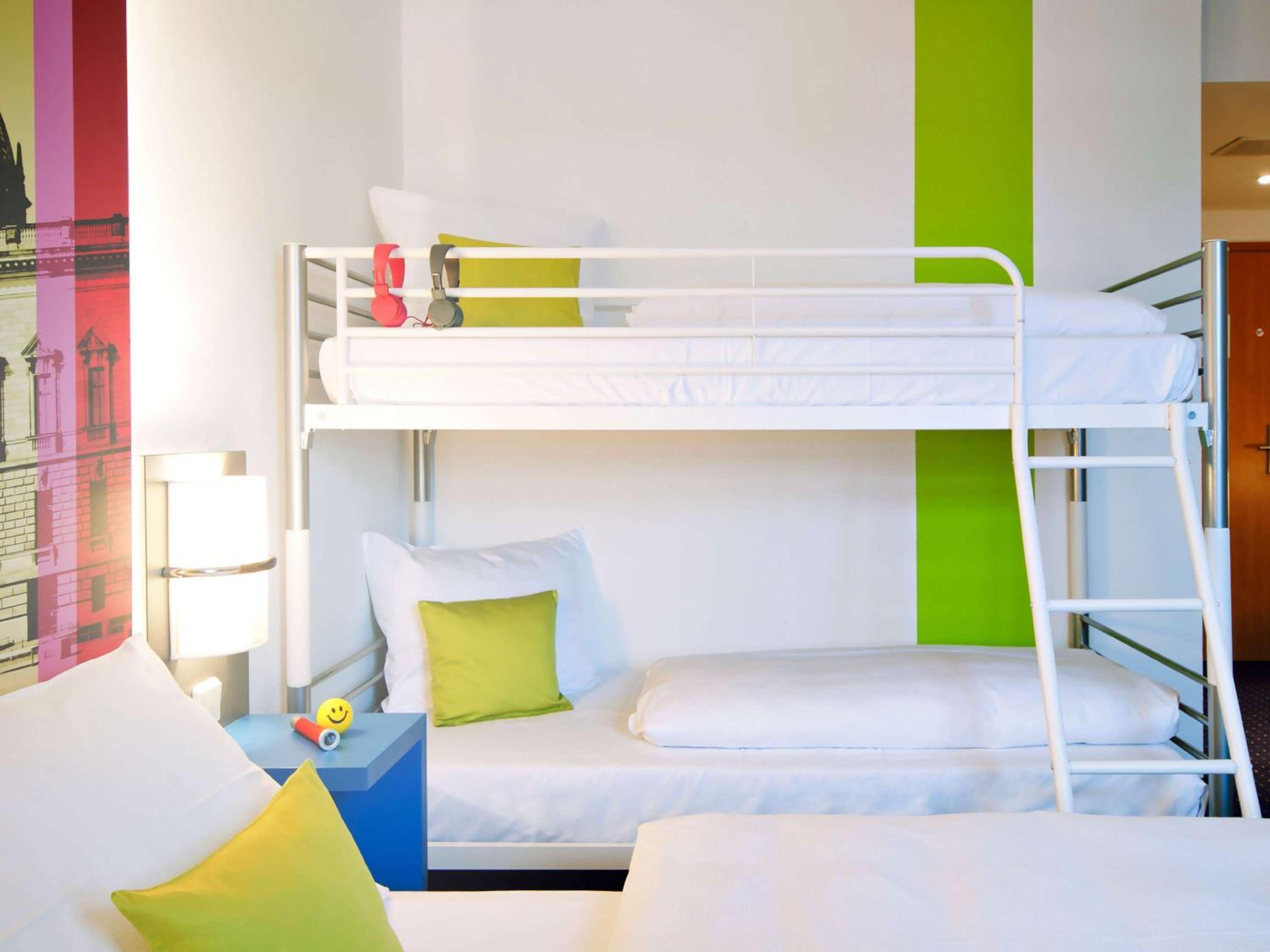 Family Room with Double Bed and Bunk Bed - Photo 5