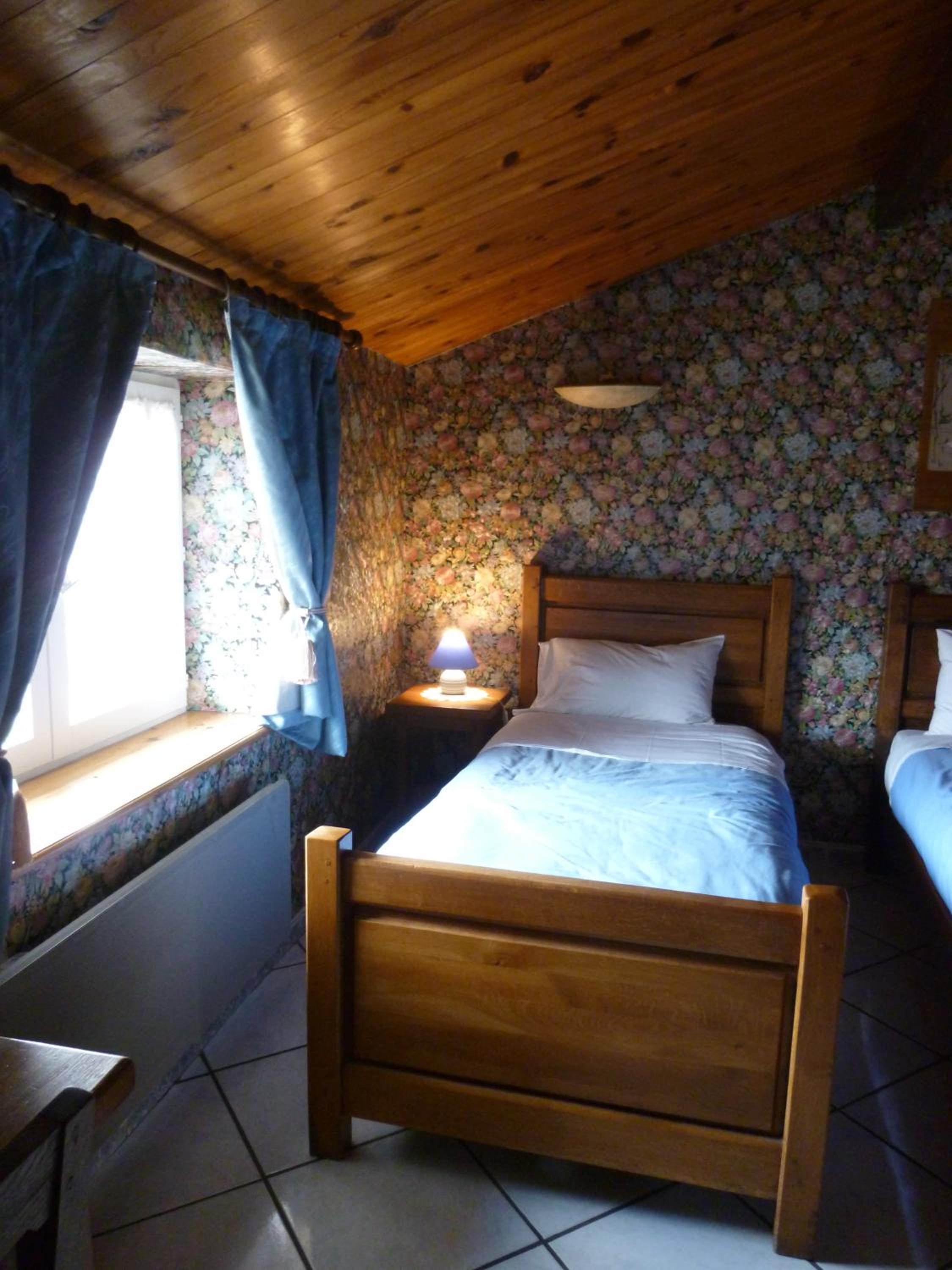 Triple Room with Private Bathroom photo 3