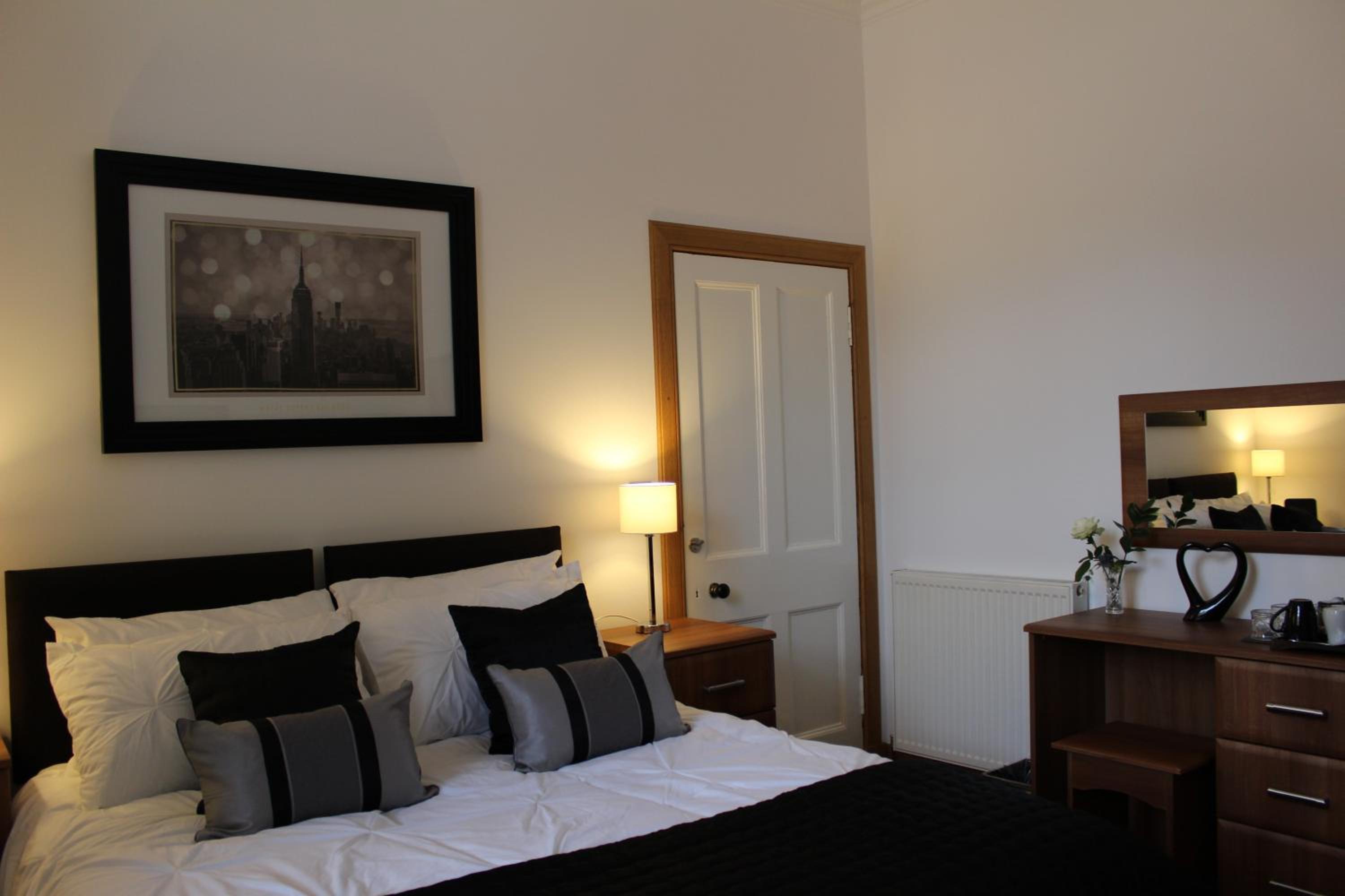 Deluxe Double or Twin Room photo 1