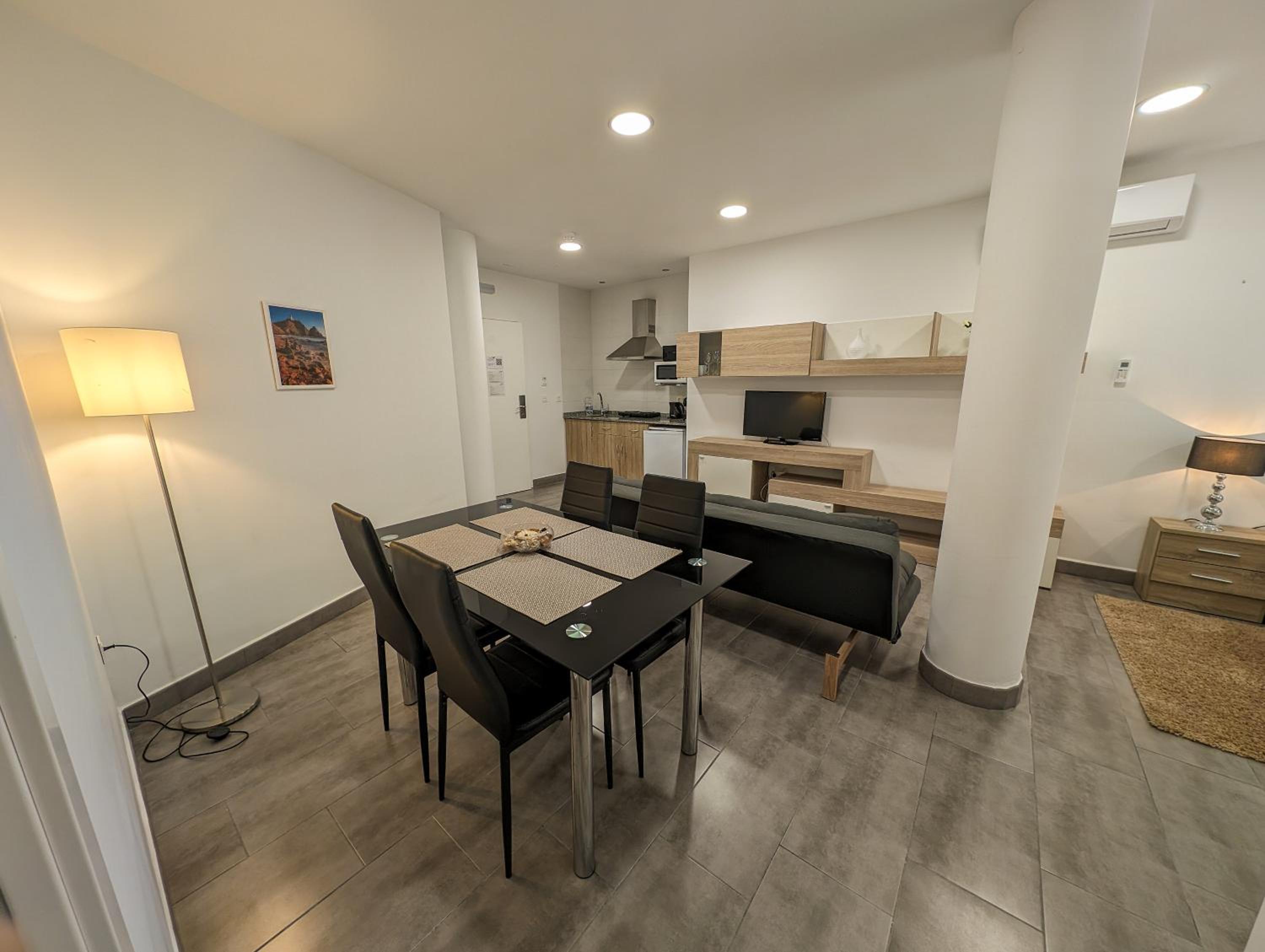 Apartment - Ground Floor - Photo 6