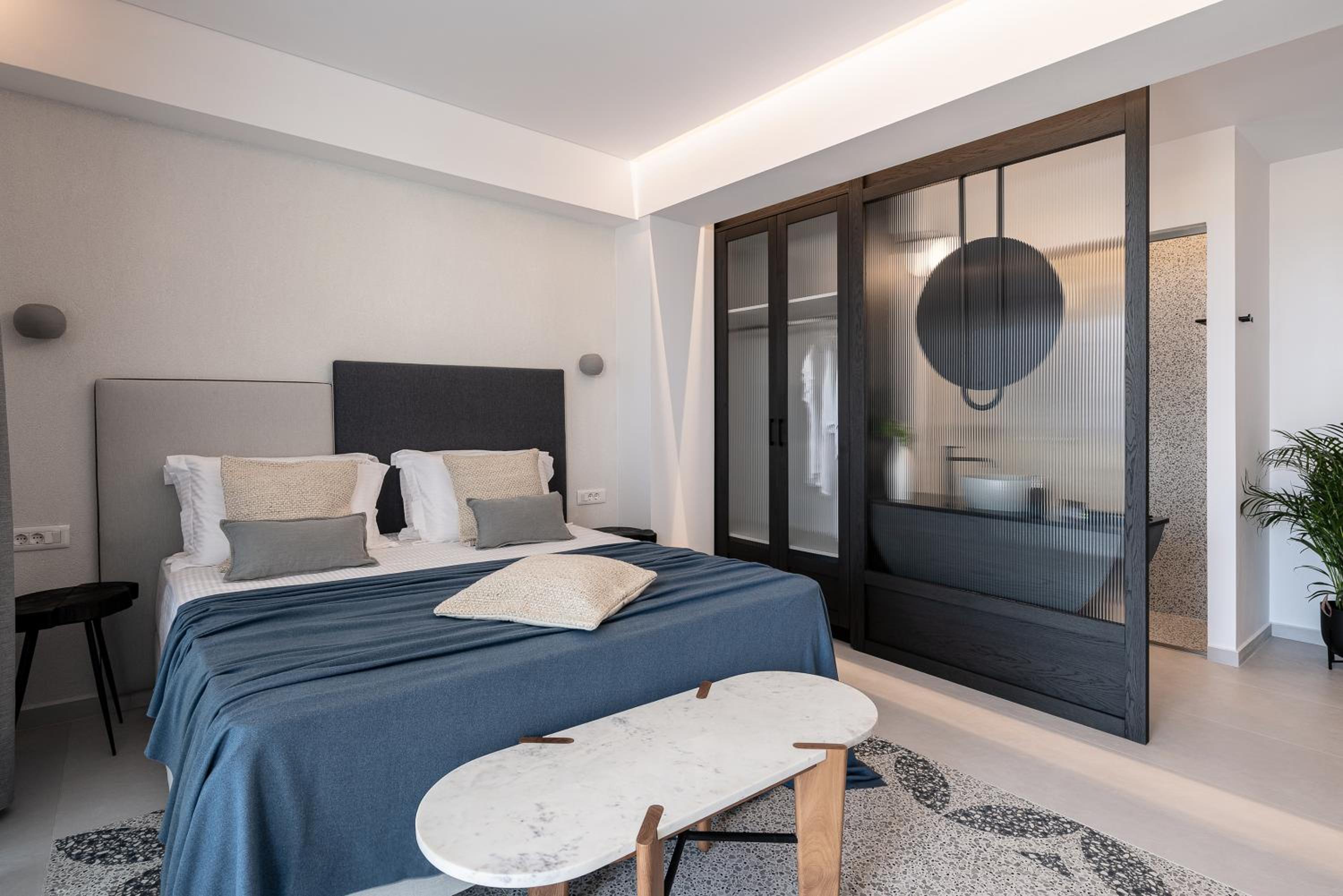 Junior Suite with Private Heated Pool & Sea View