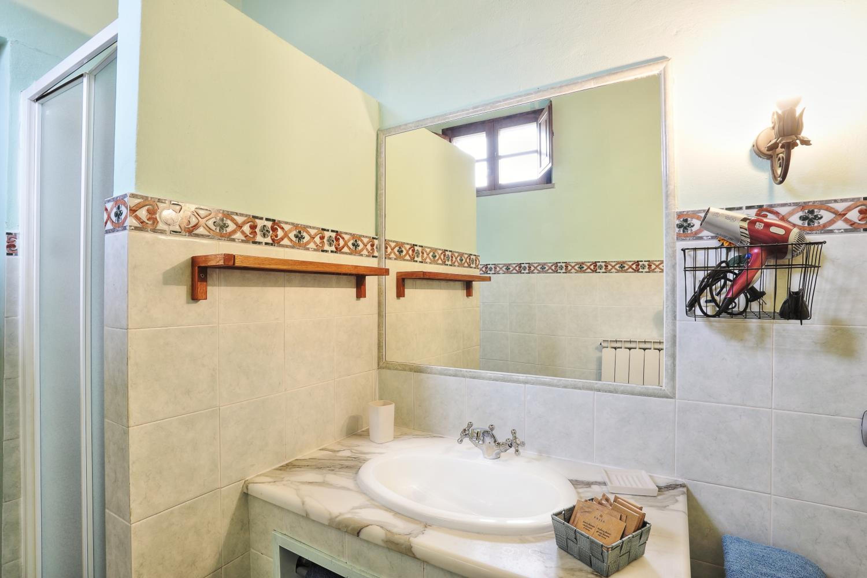 Maisonette photo 3