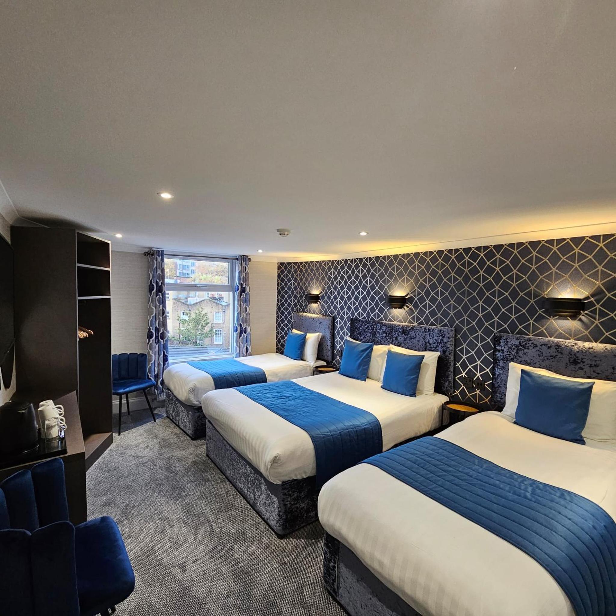Quadruple Room en Suite photo 2