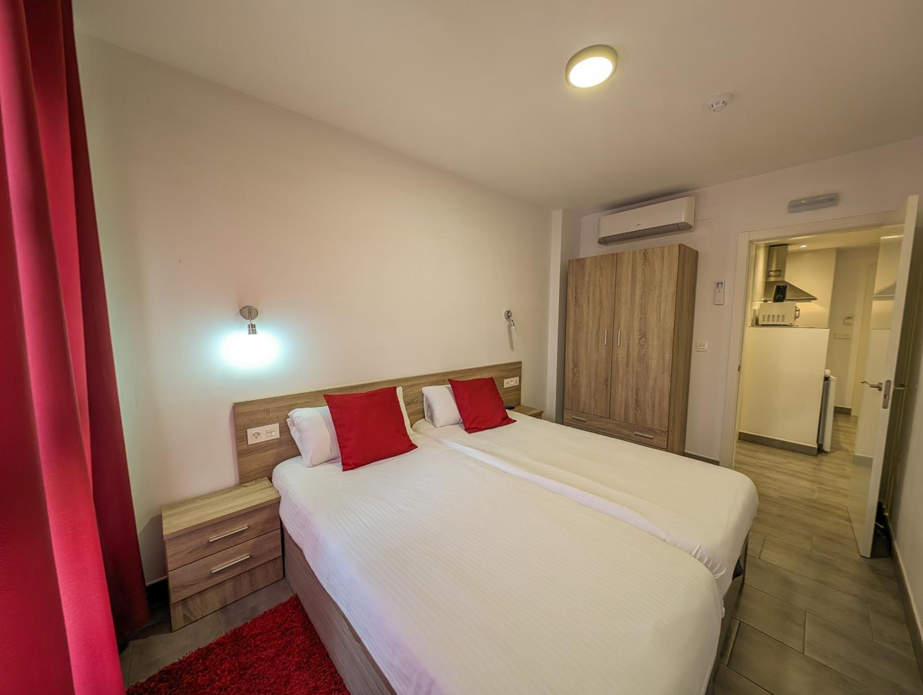 Apartamento con Balcón