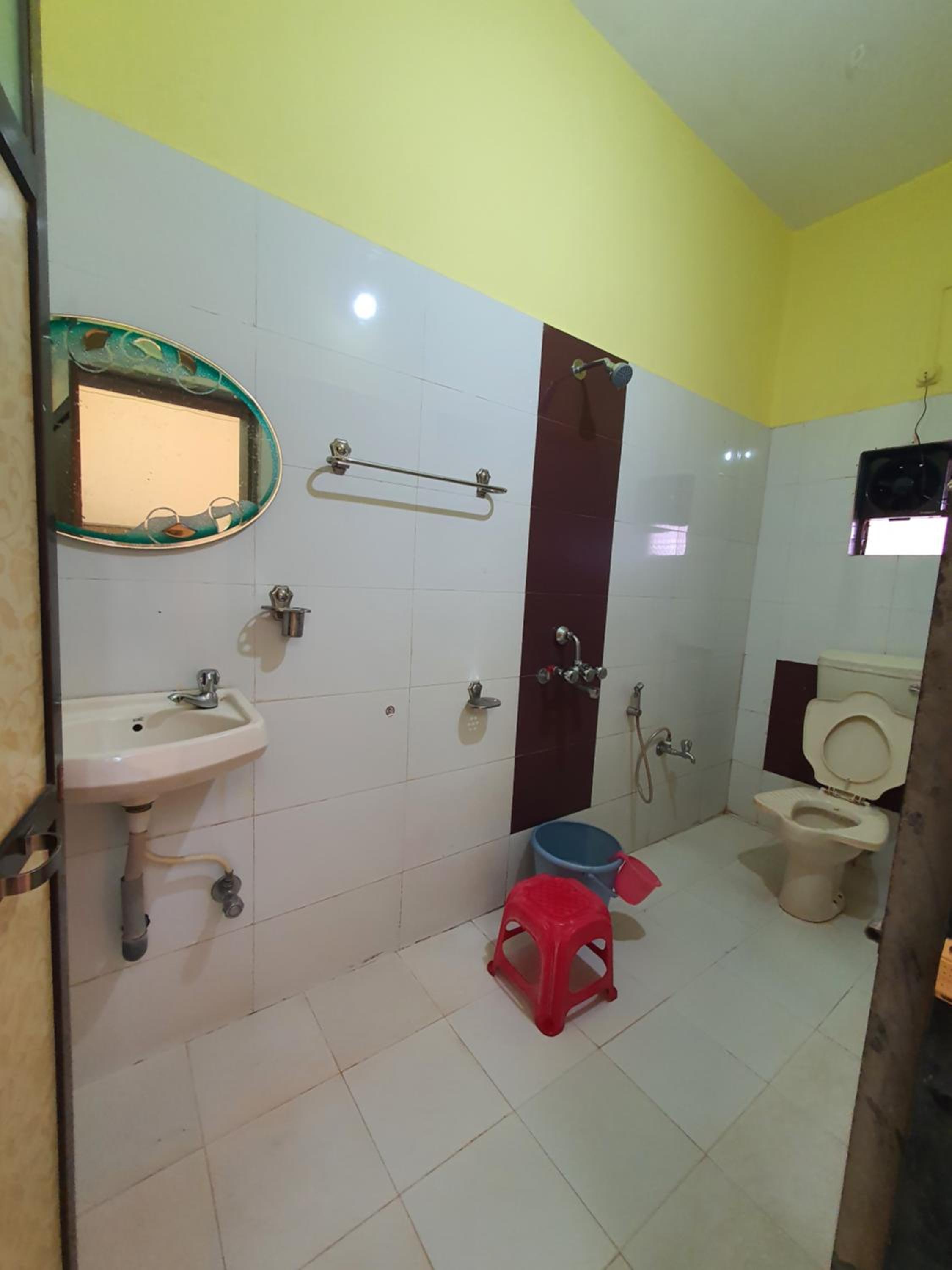 Double Room With Private Bathroom photo 2