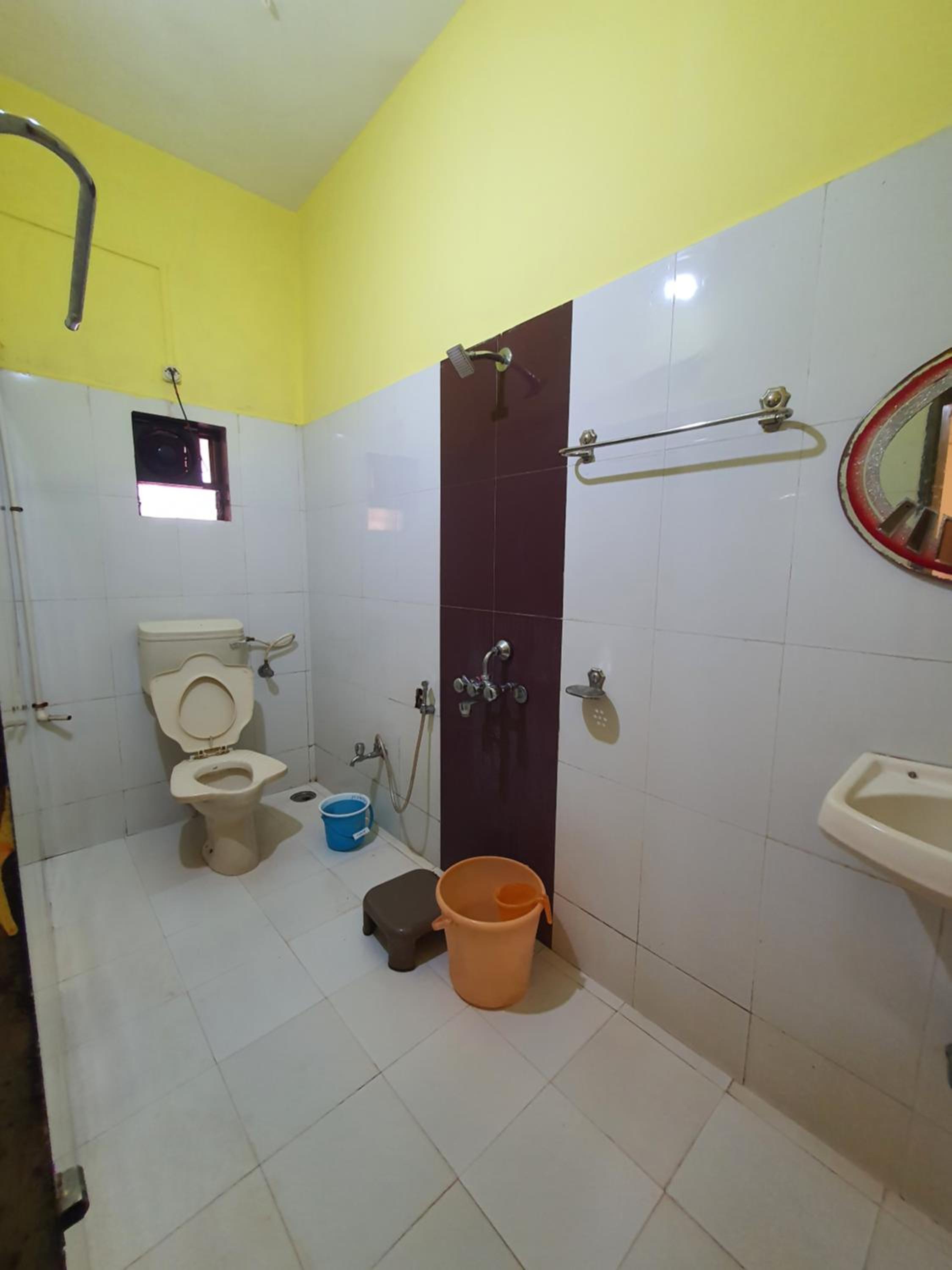 Double Room With Private Bathroom photo 1