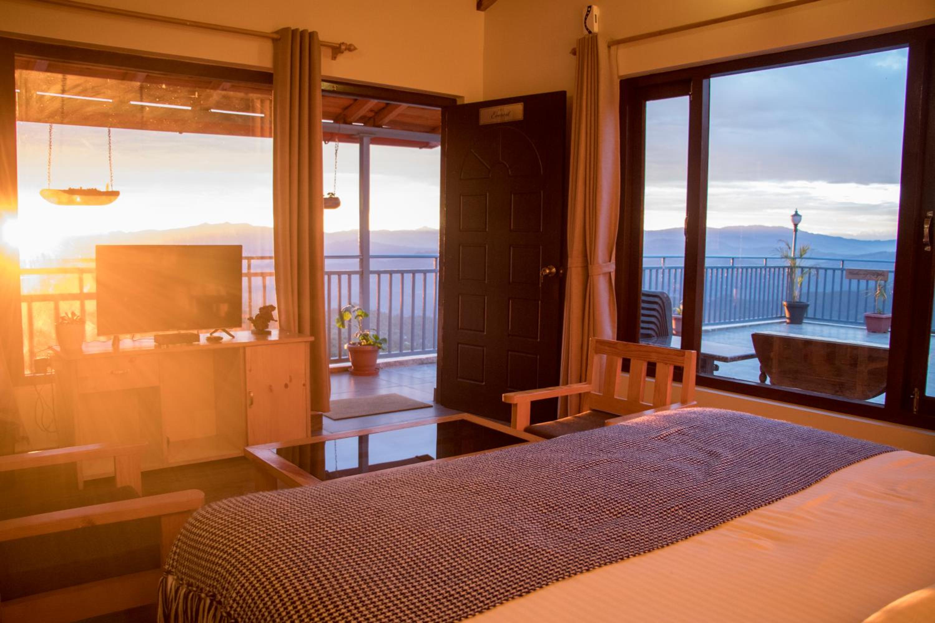 Superior King Room