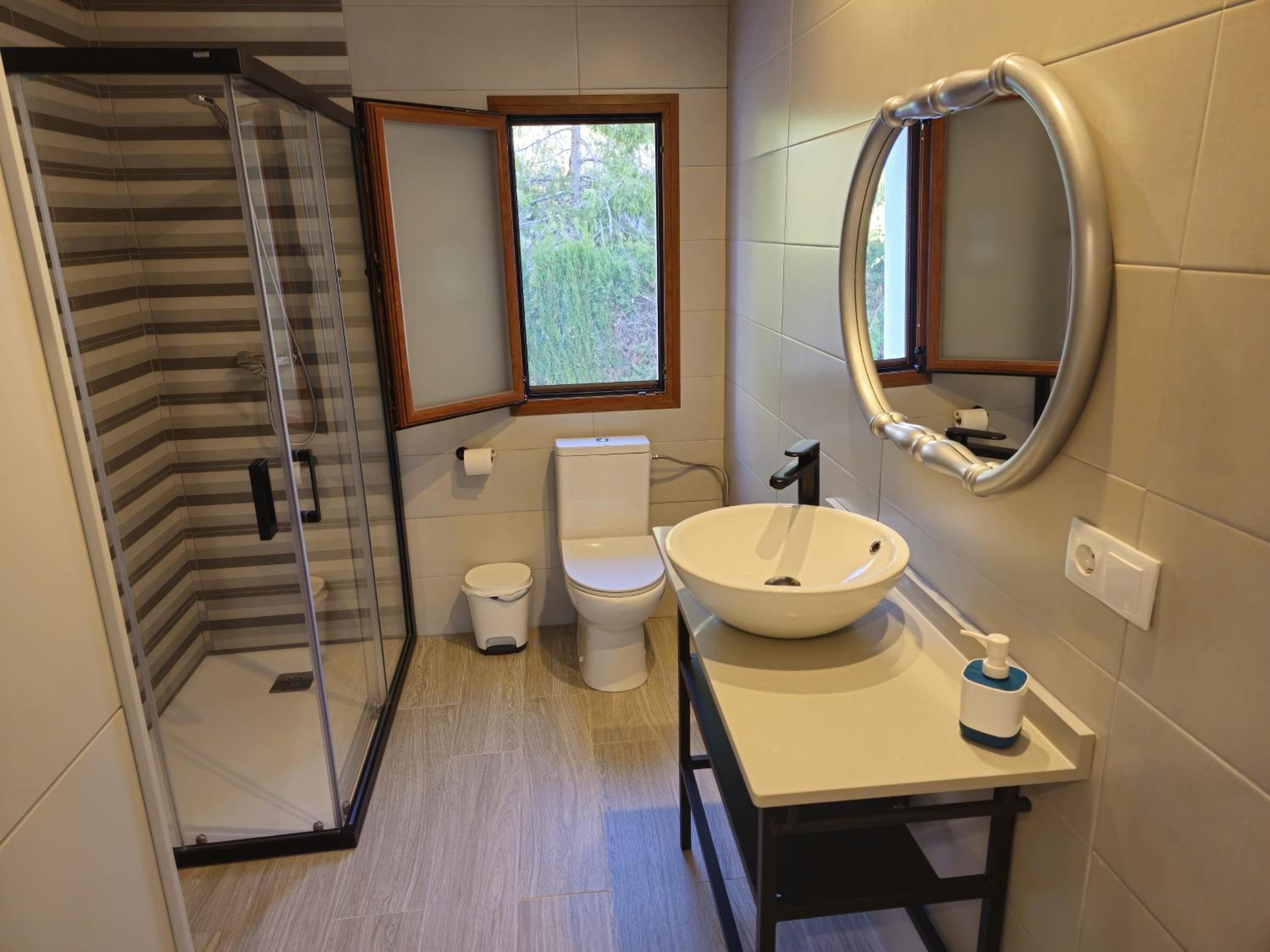 Apartment with Terrace photo 3