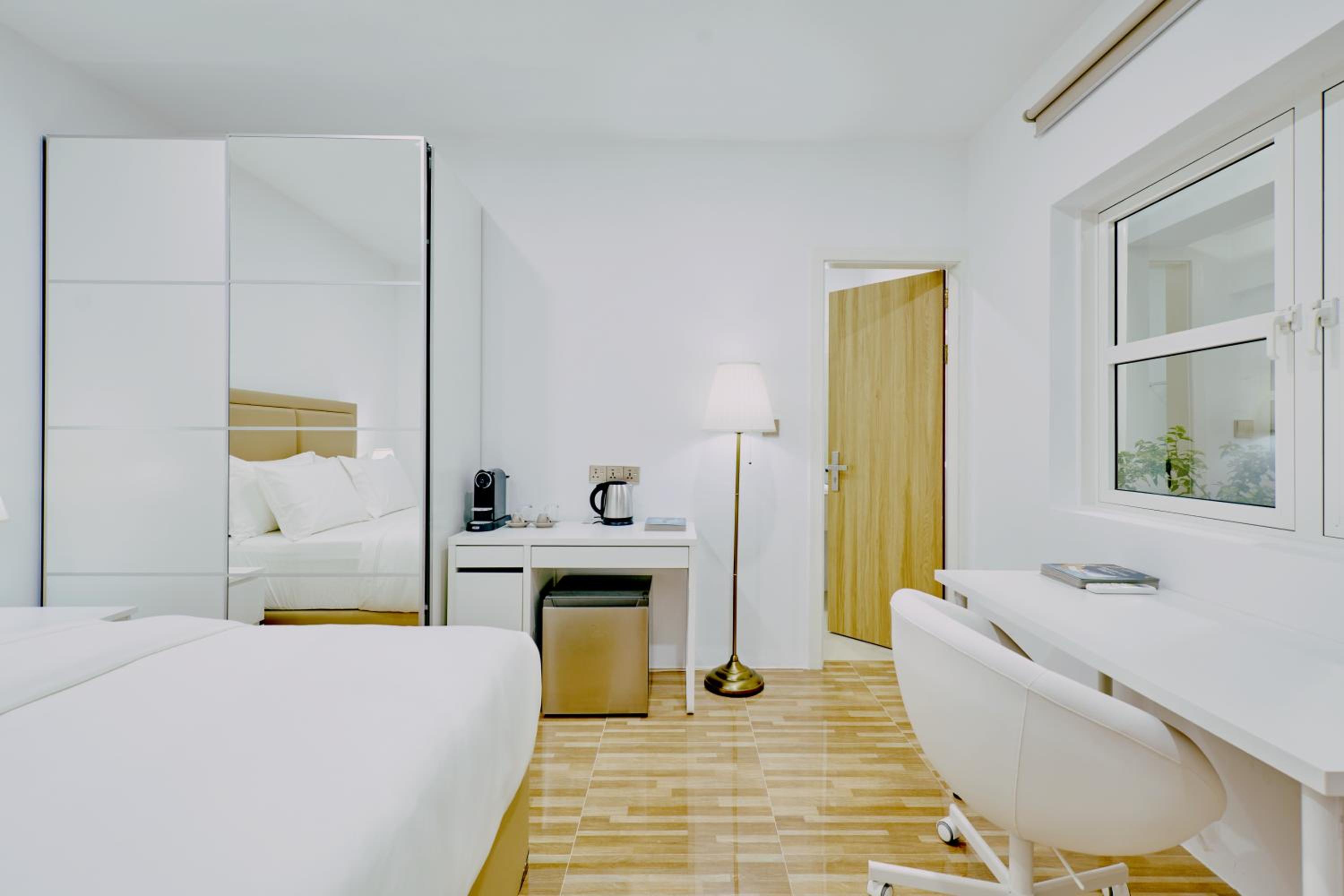 Deluxe Family Room photo 1