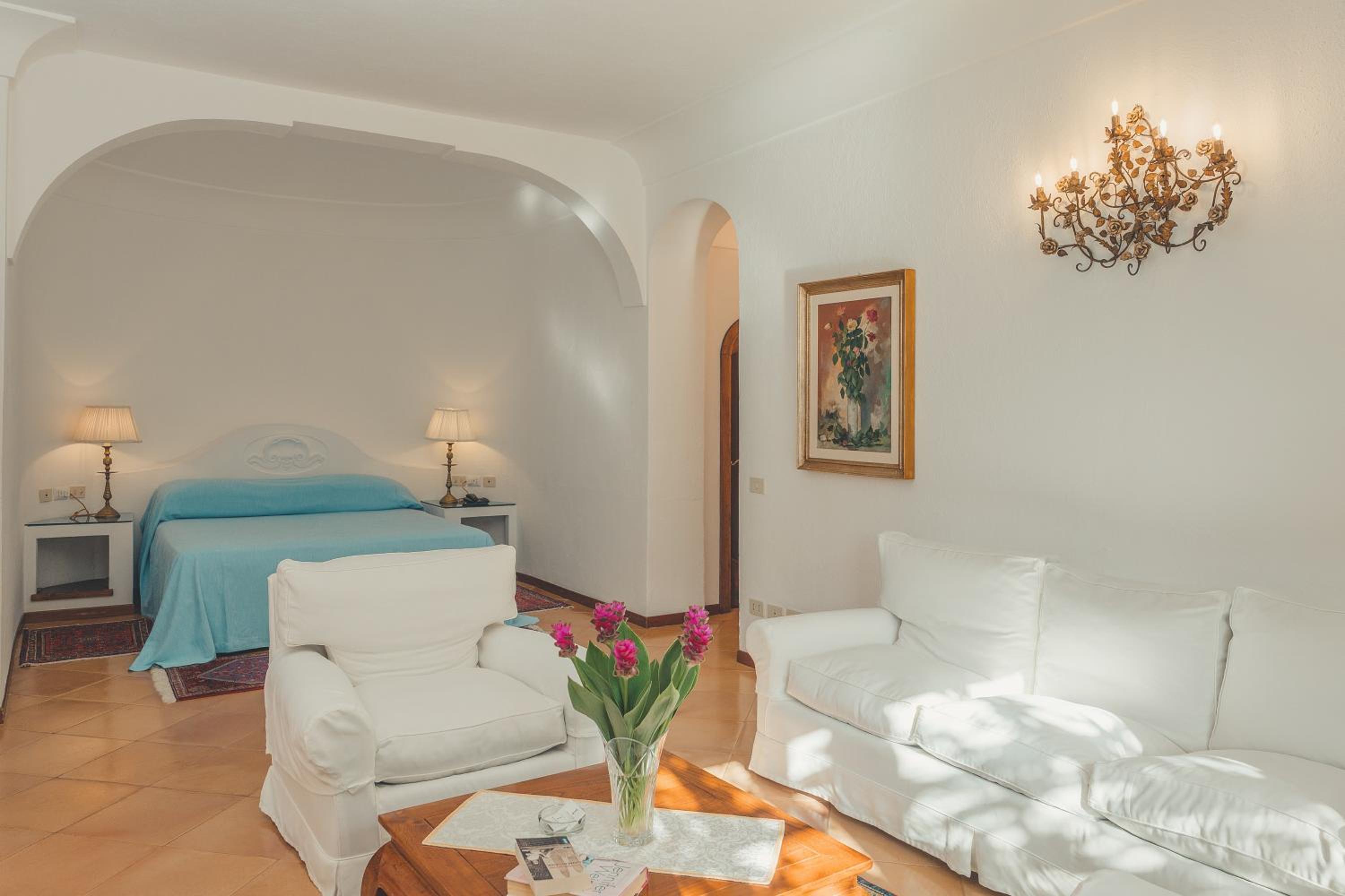 Junior Suite with Terrace - Photo 1