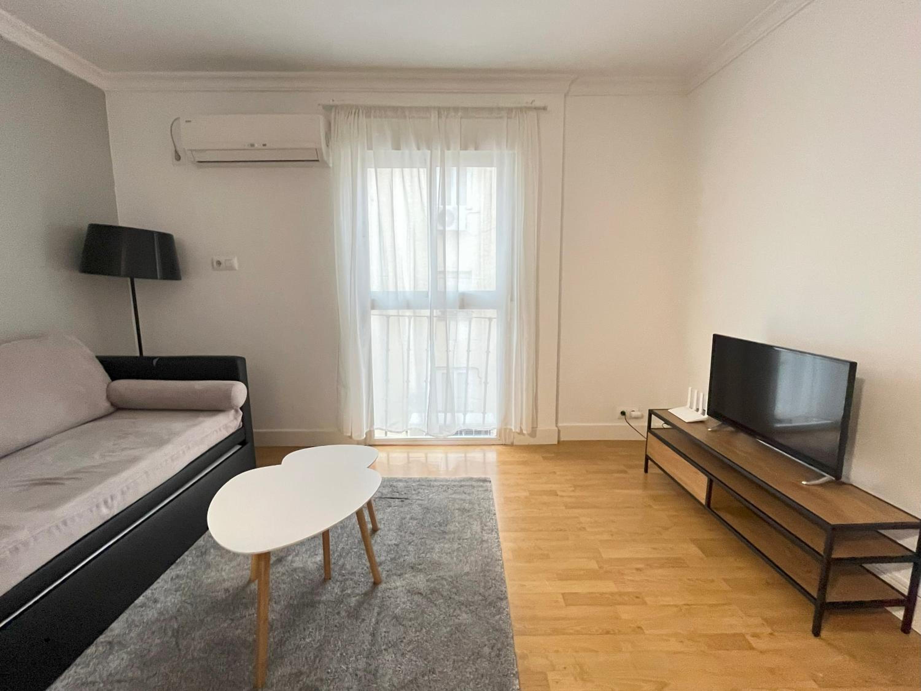 Apartment photo 3