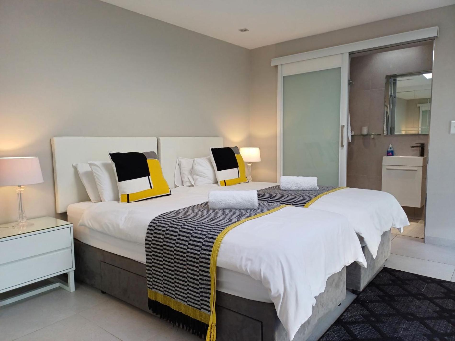 Villa photo 3