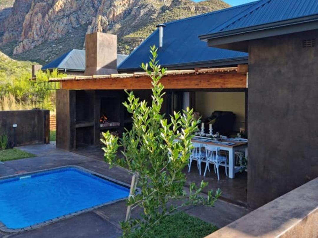 Luxury Cottage photo 2