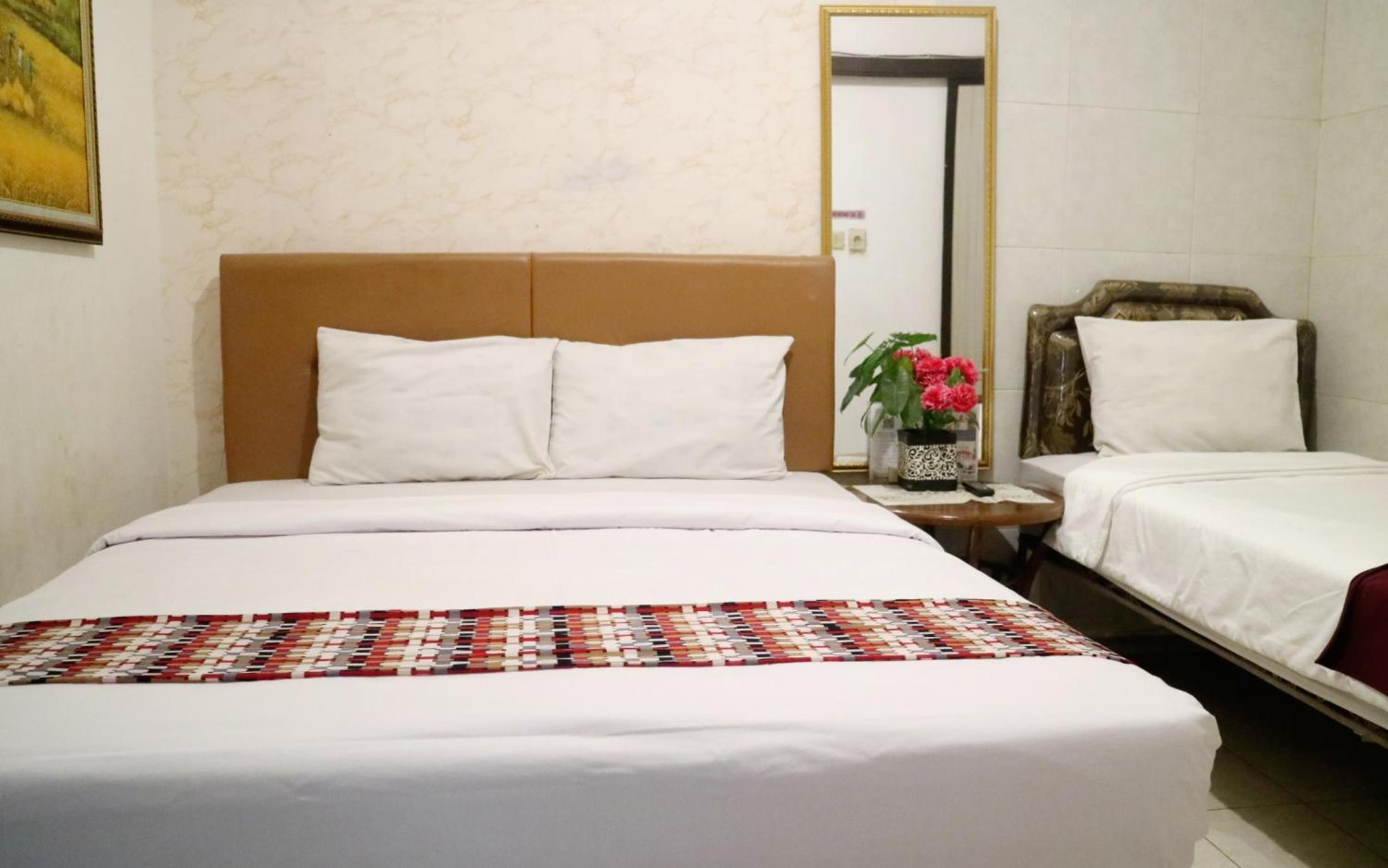 Triple Room with Garden View - Photo 17