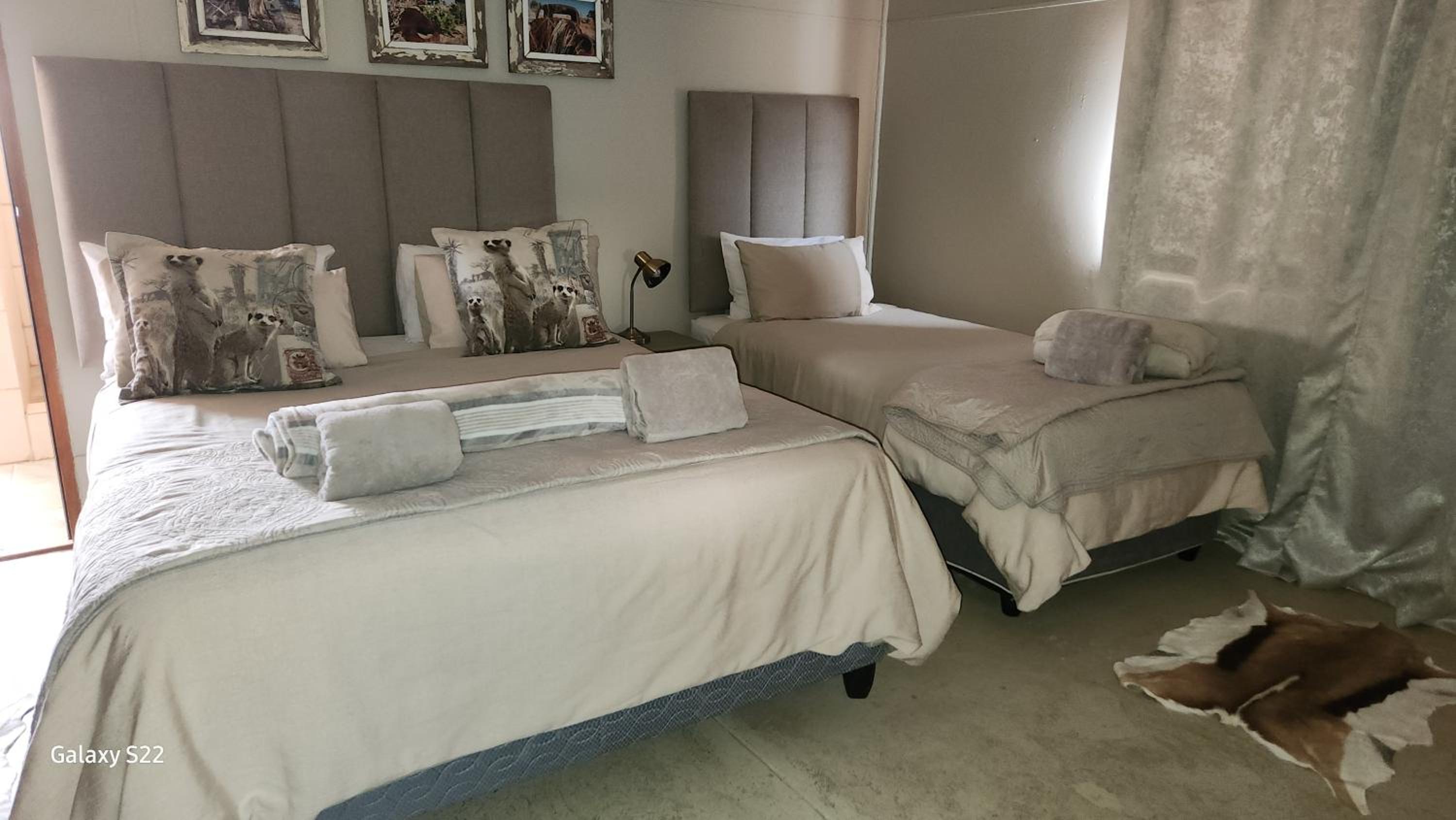 Deluxe Family Room photo 1