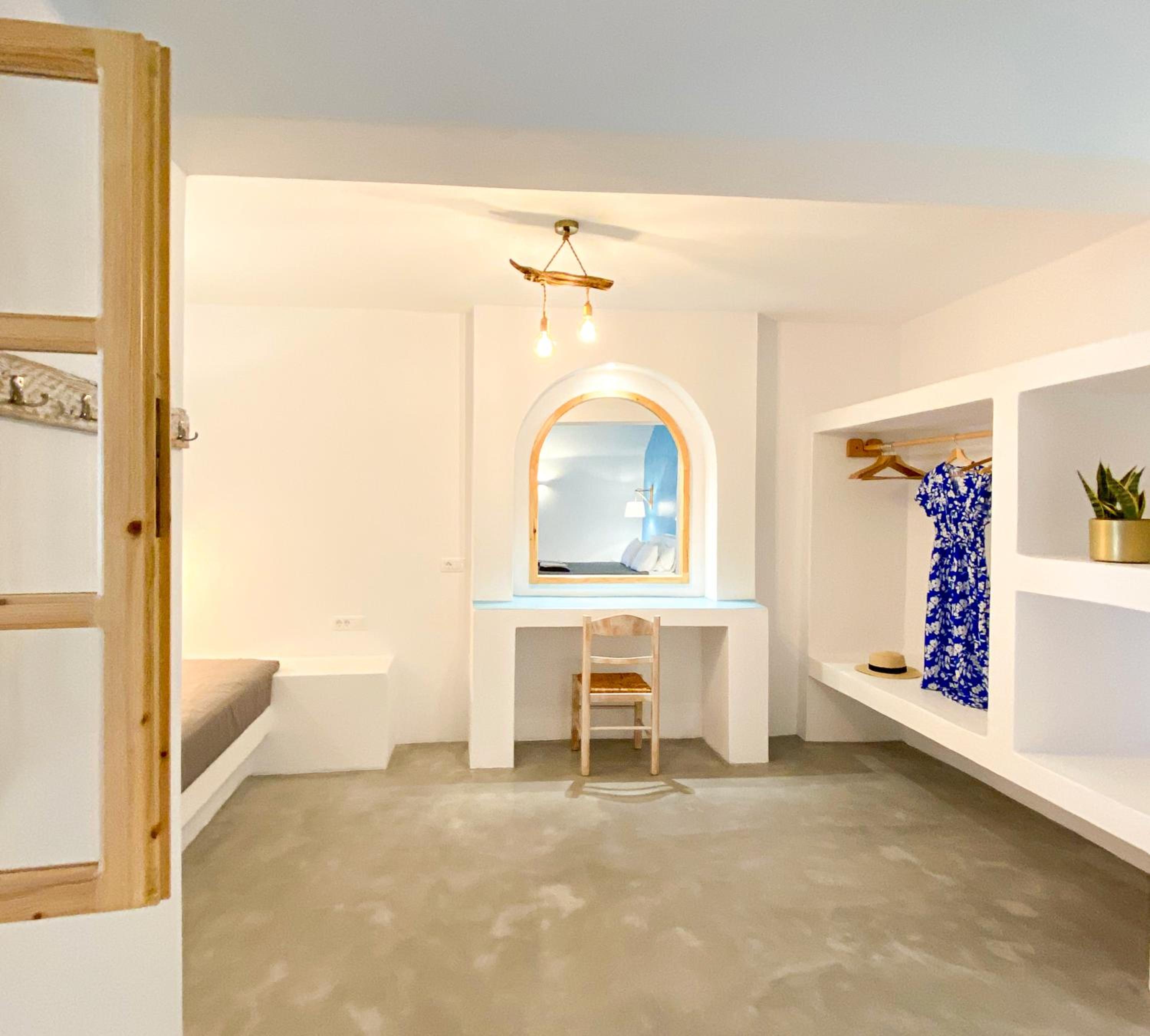 Villa with Garden View