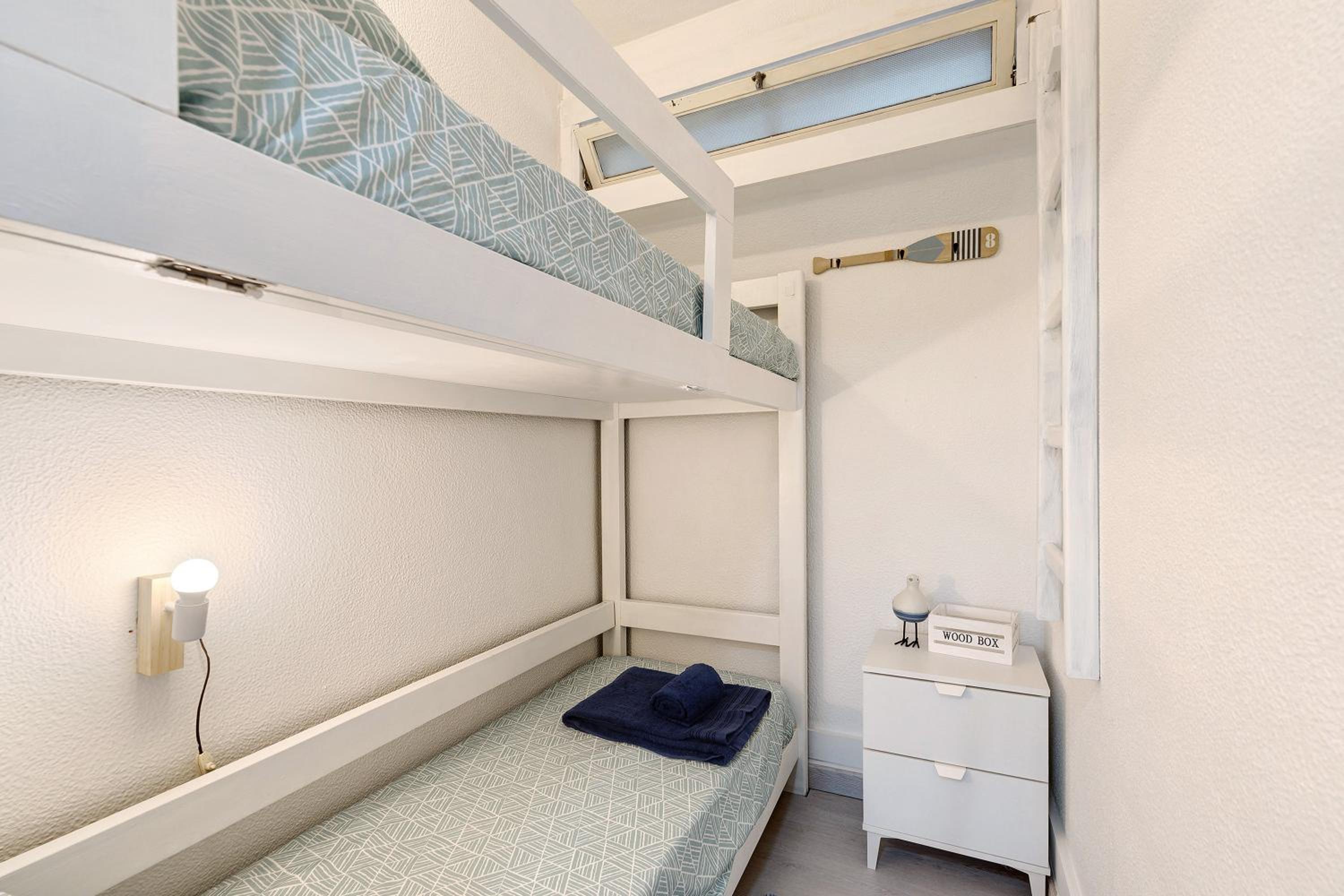 Two-Bedroom Deluxe Apartment with Garden View photo 2