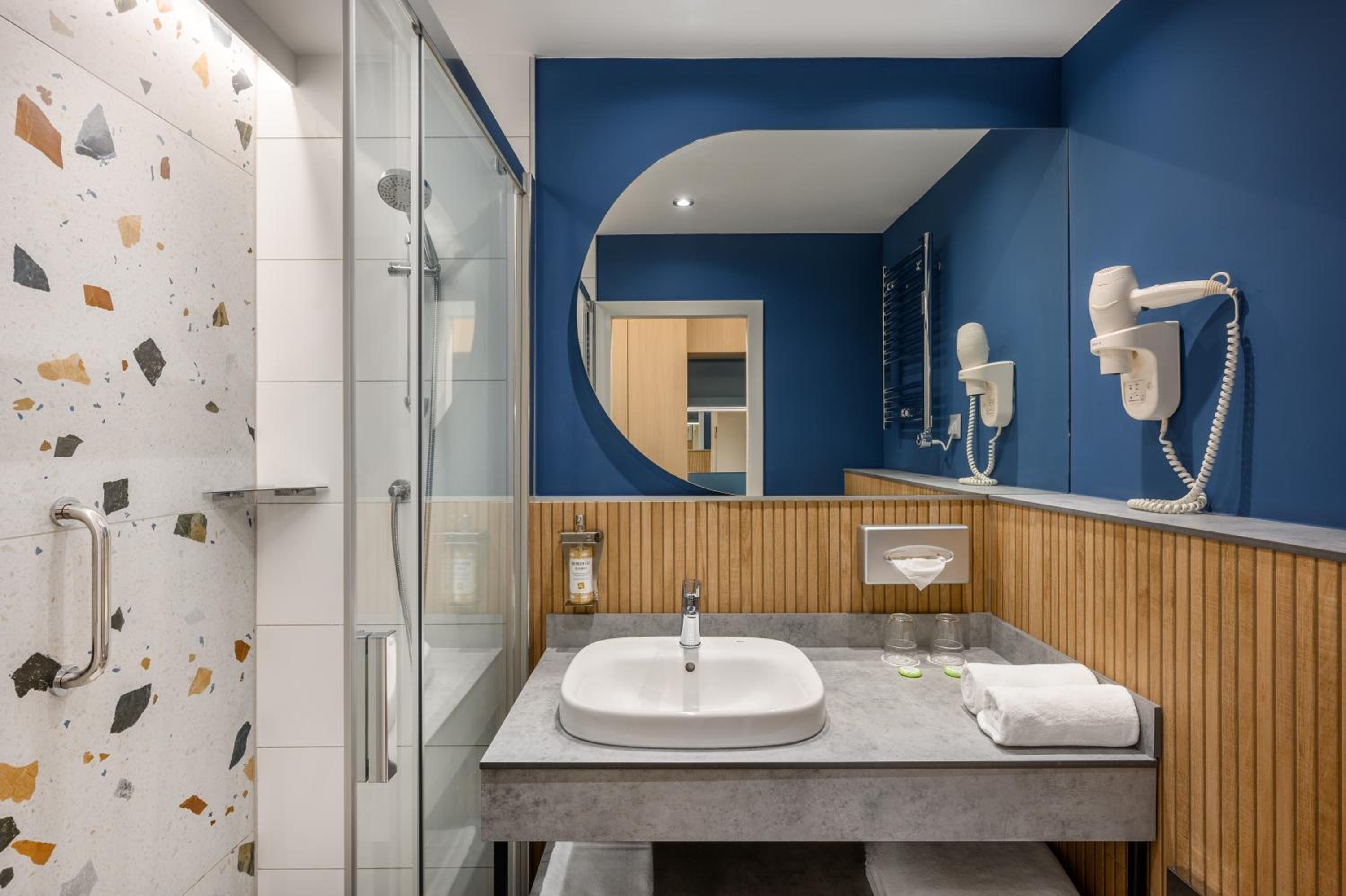 Premium Double or Twin Room with Extrabed possibility photo 2