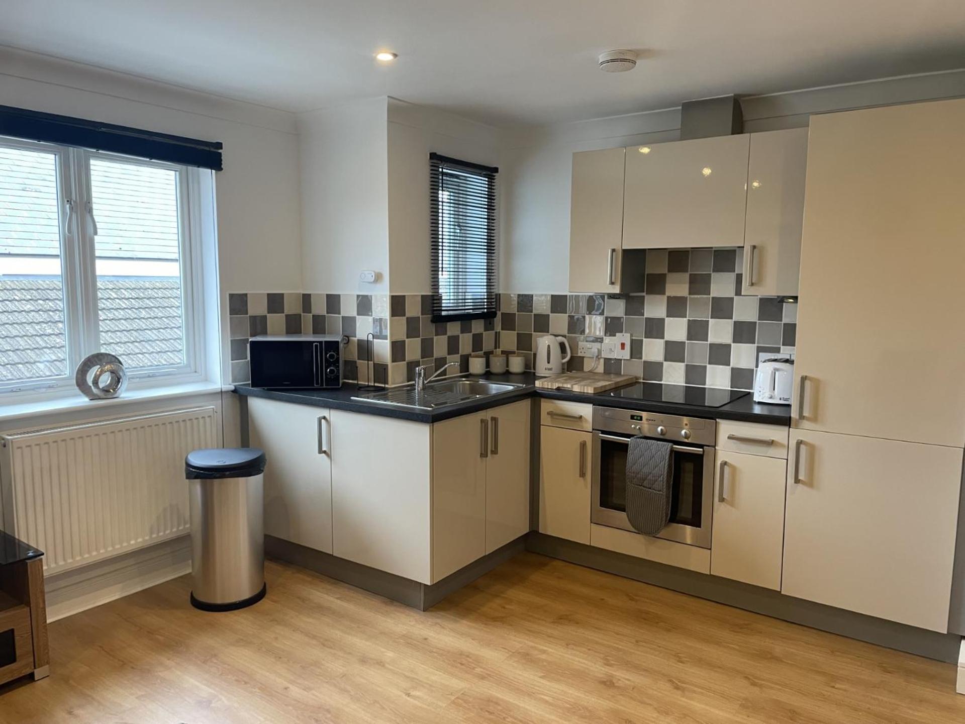 One-Bedroom Apartment - Photo 4