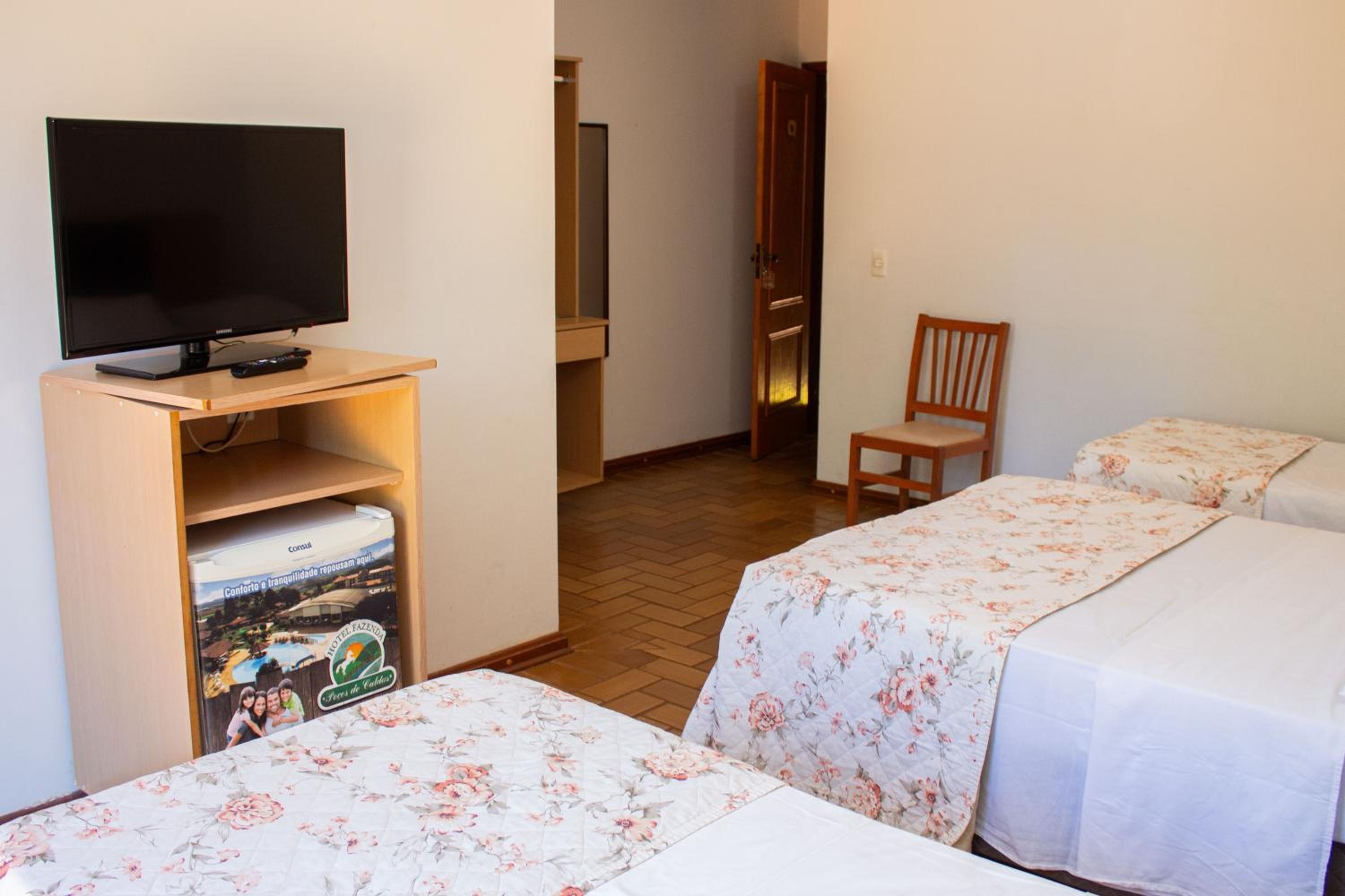 Quadruple Room with Balcony photo 2