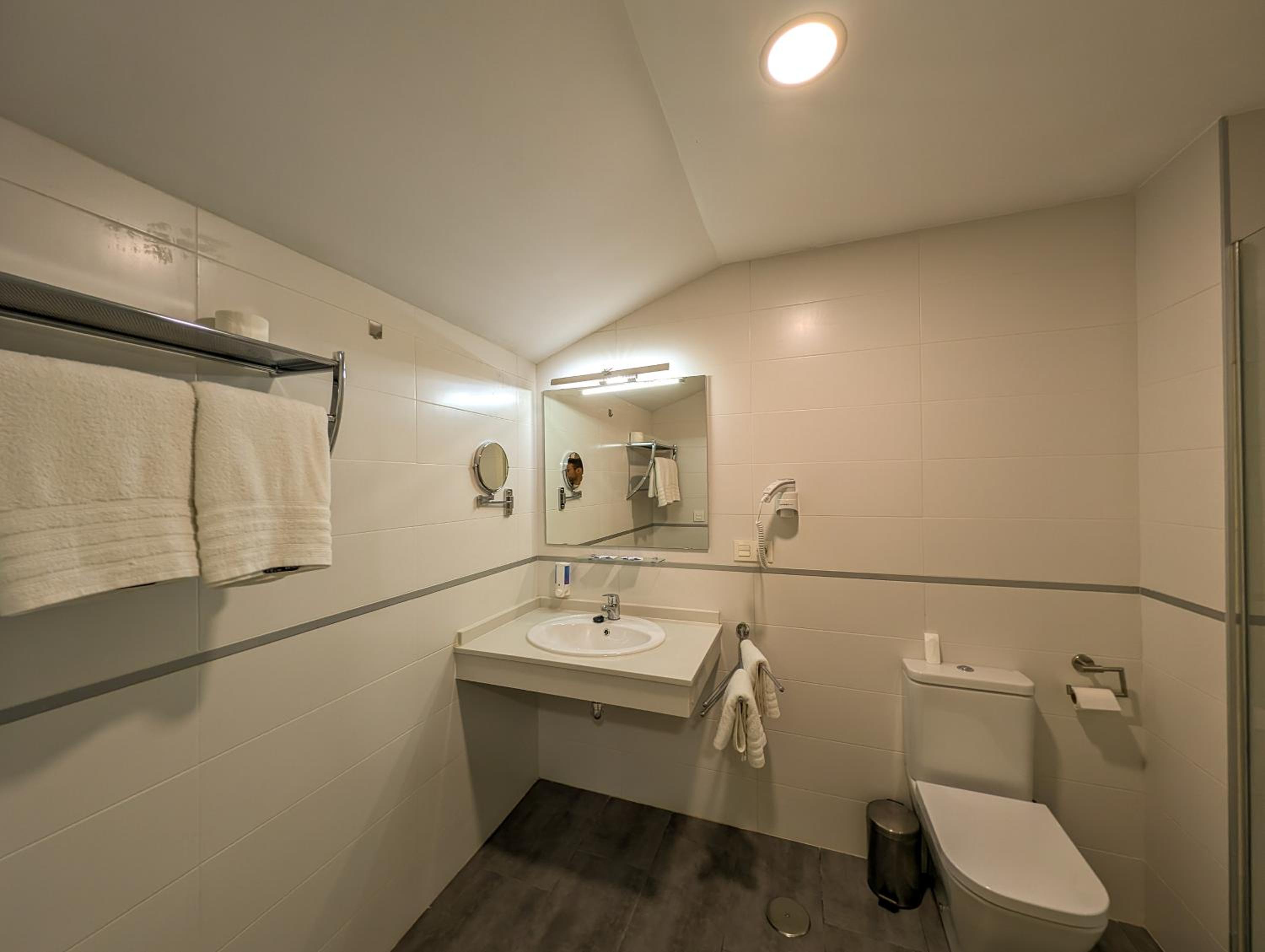 Penthouse Apartment - Photo 9