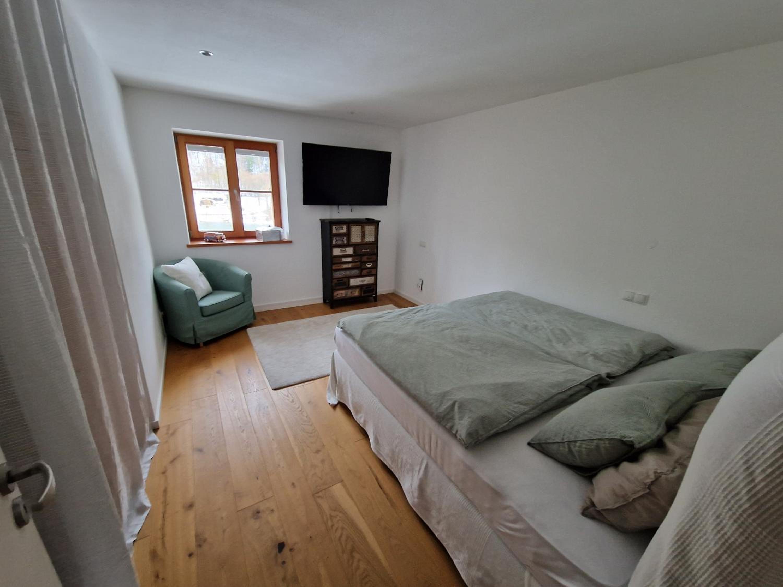 Two-Bedroom Deluxe Apartment with Garden View photo 3