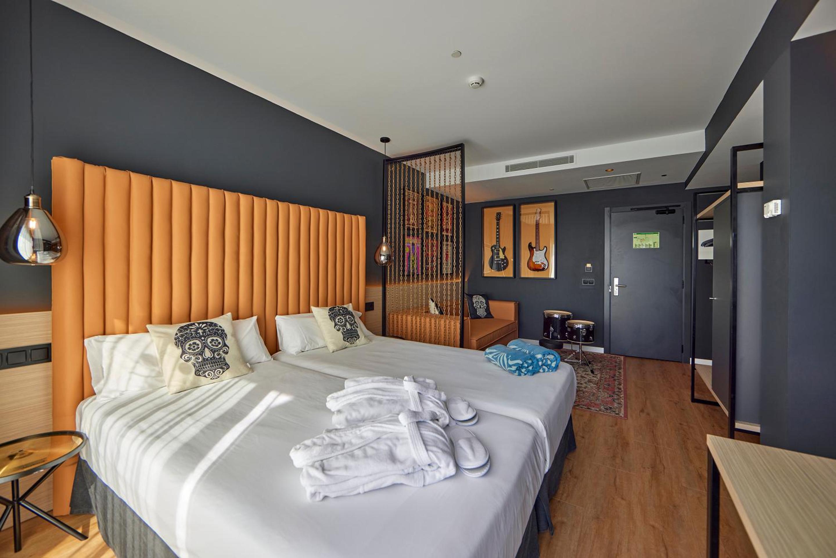 Start Me Up Suite with Sea View - Photo 8