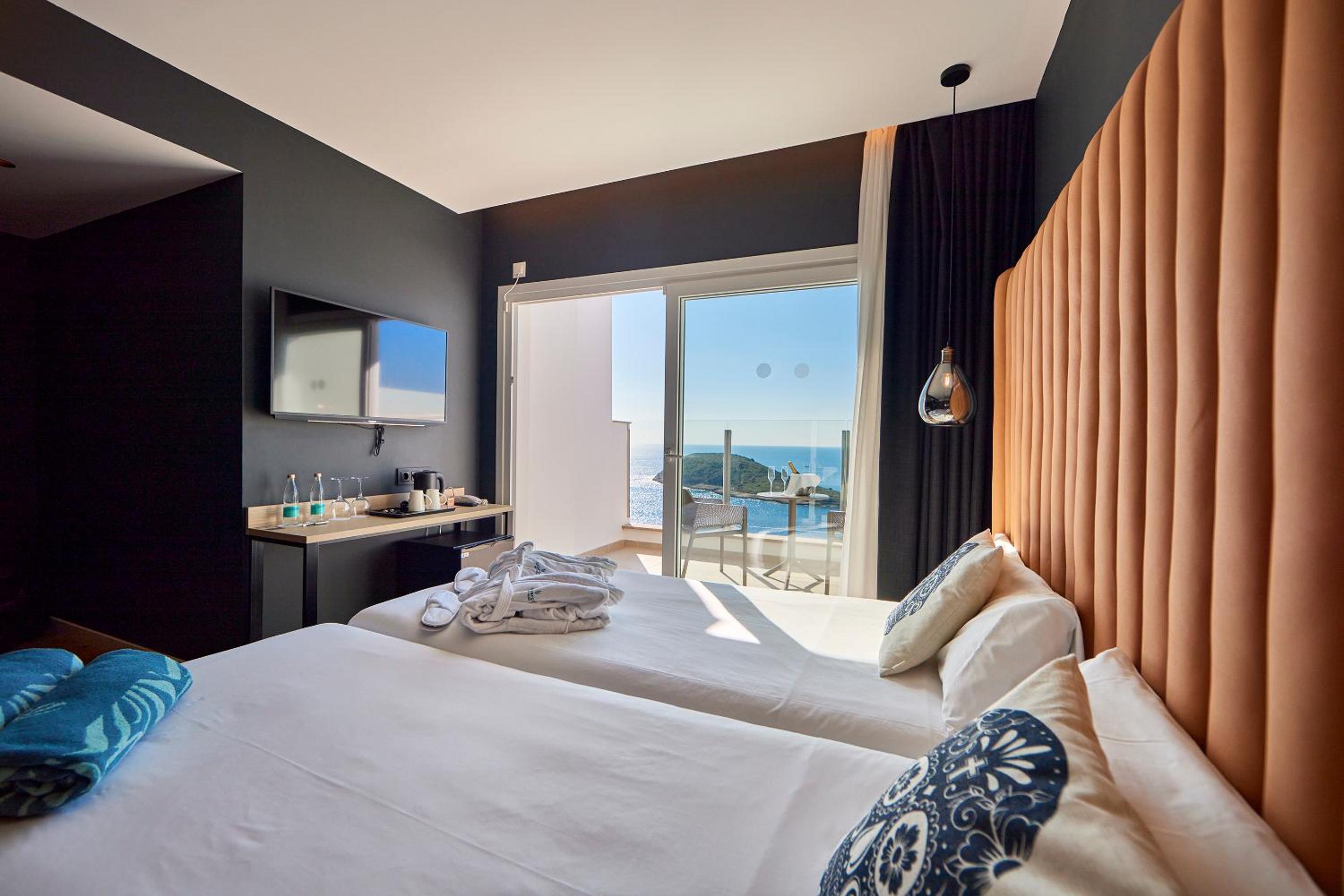 Start Me Up Suite with Sea View - Photo 7