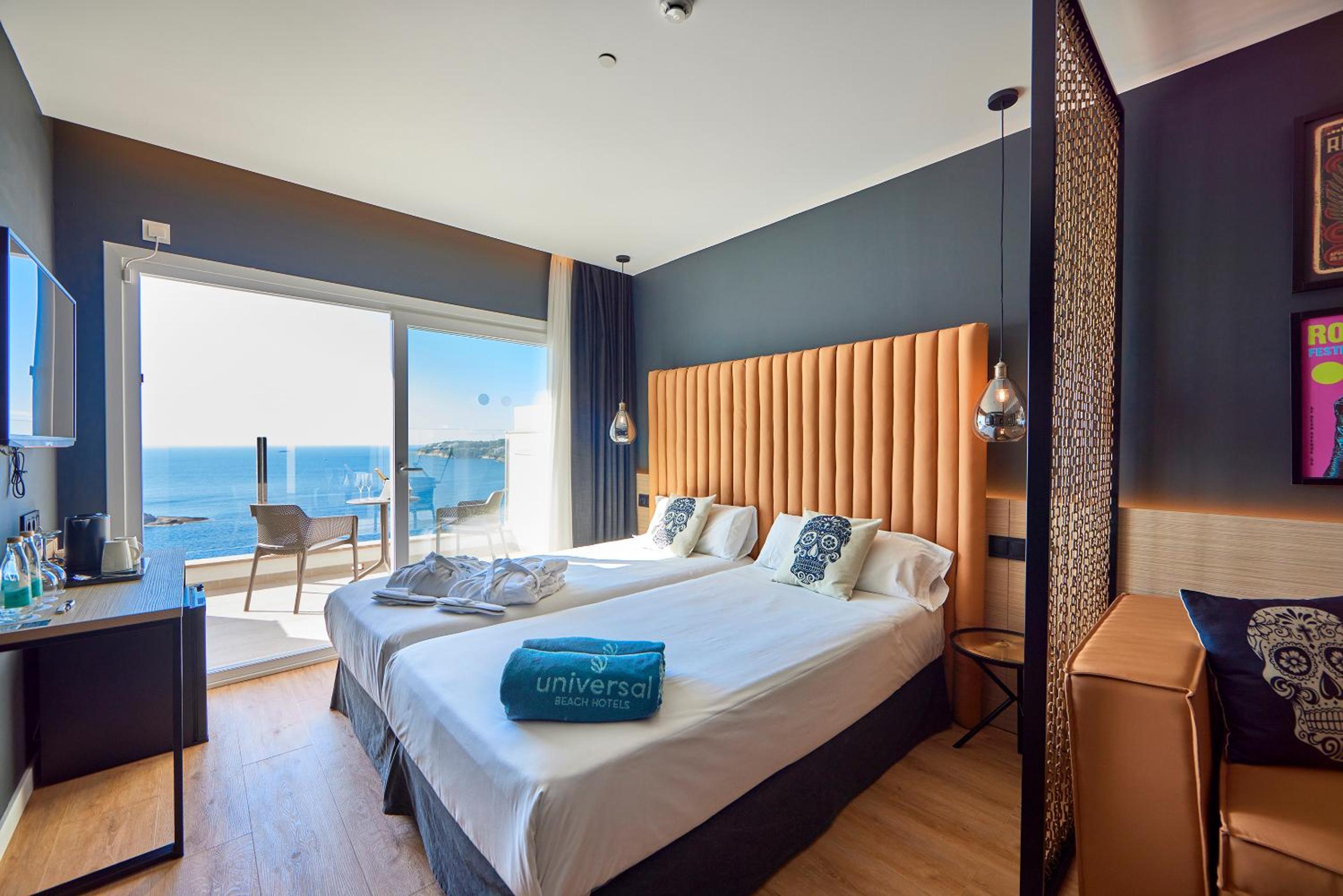 Start Me Up Suite with Sea View