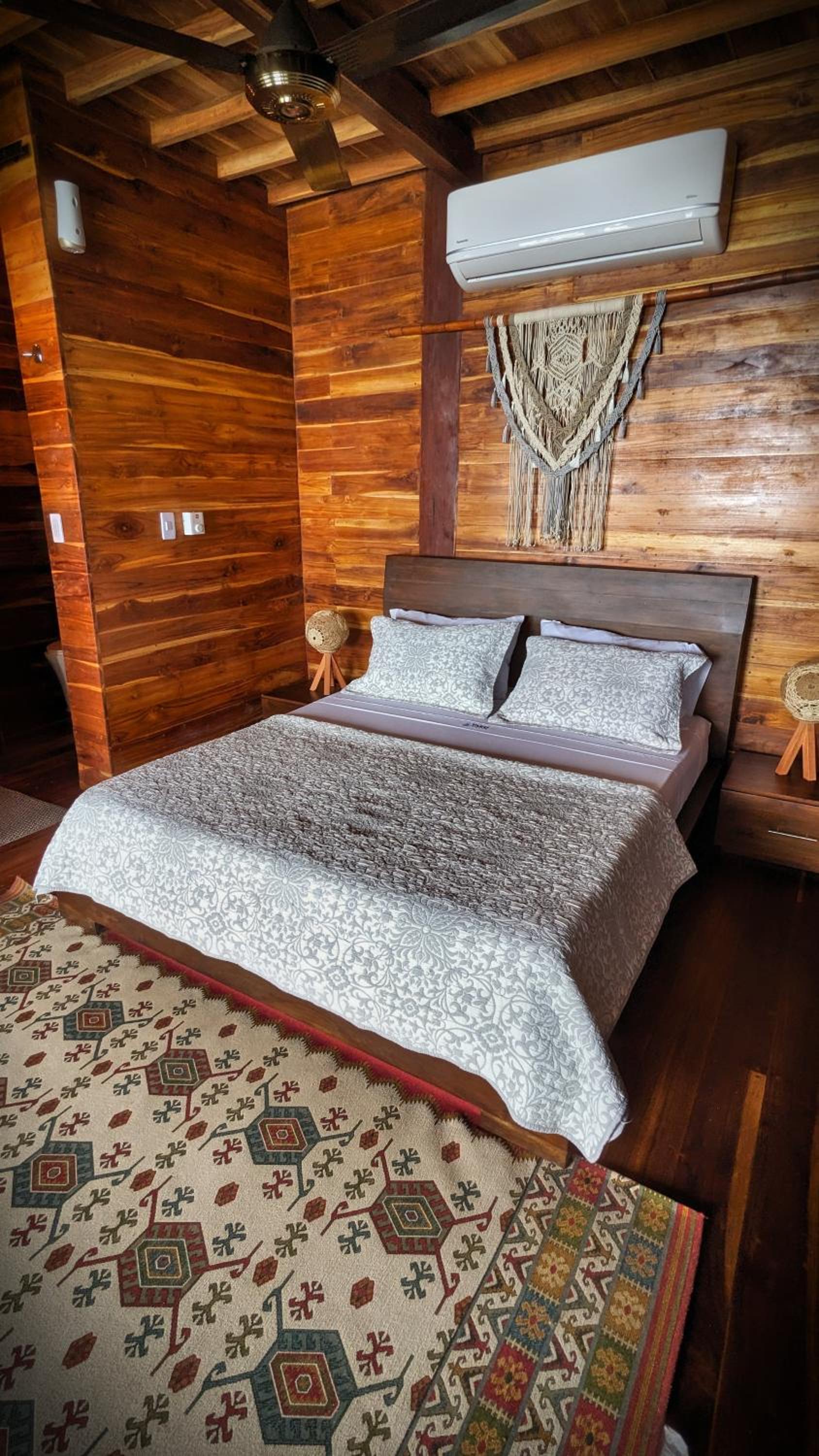 Deluxe Double Room with Balcony and Sea View