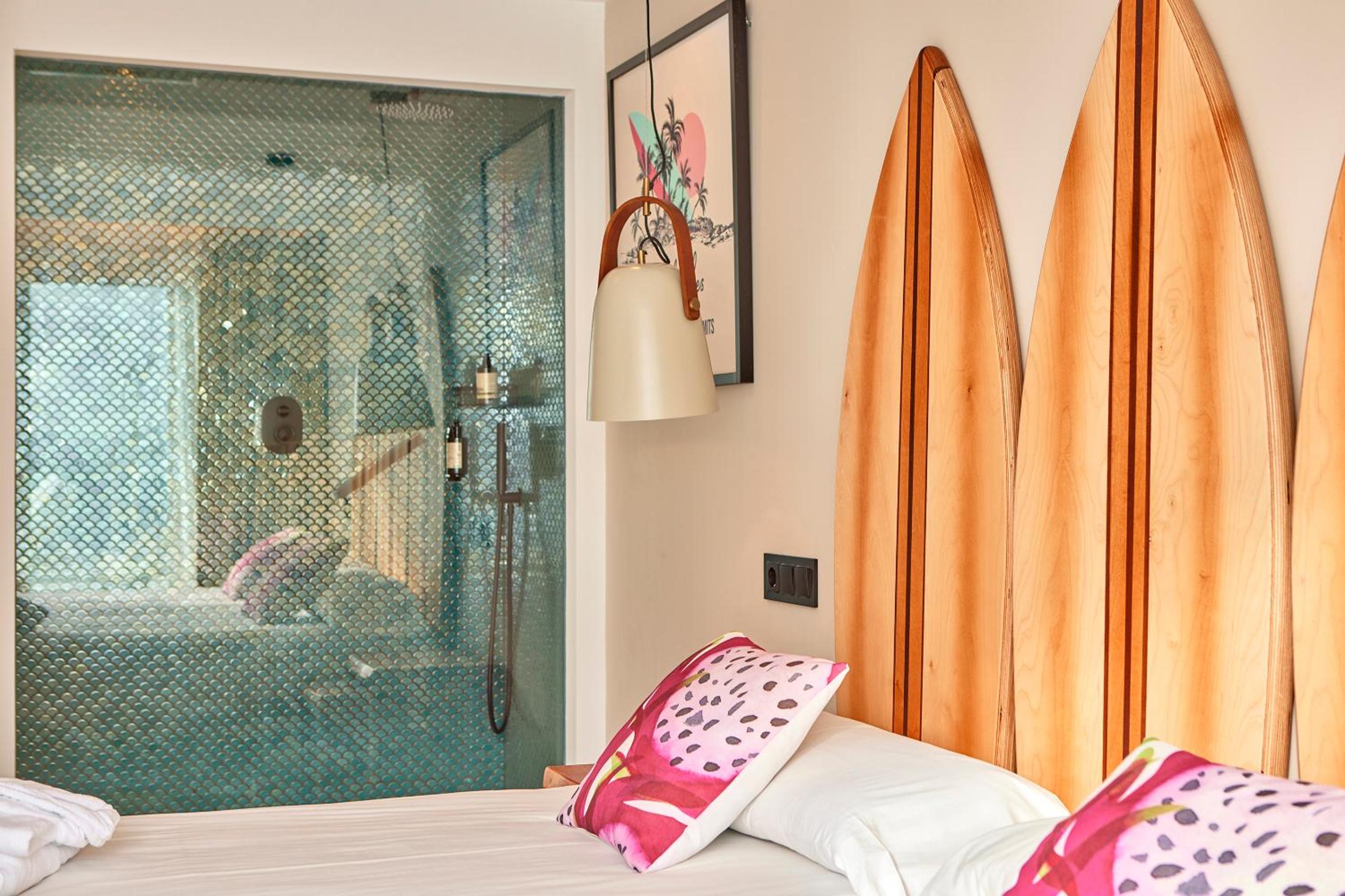Hang Loose Suite with Sea View - Photo 8